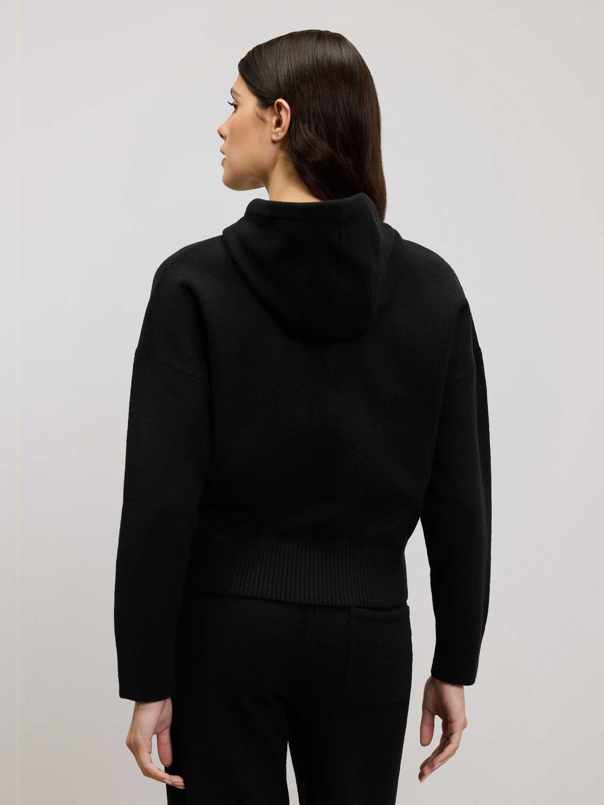 Womens Chunky Knitted Hoodie in Black