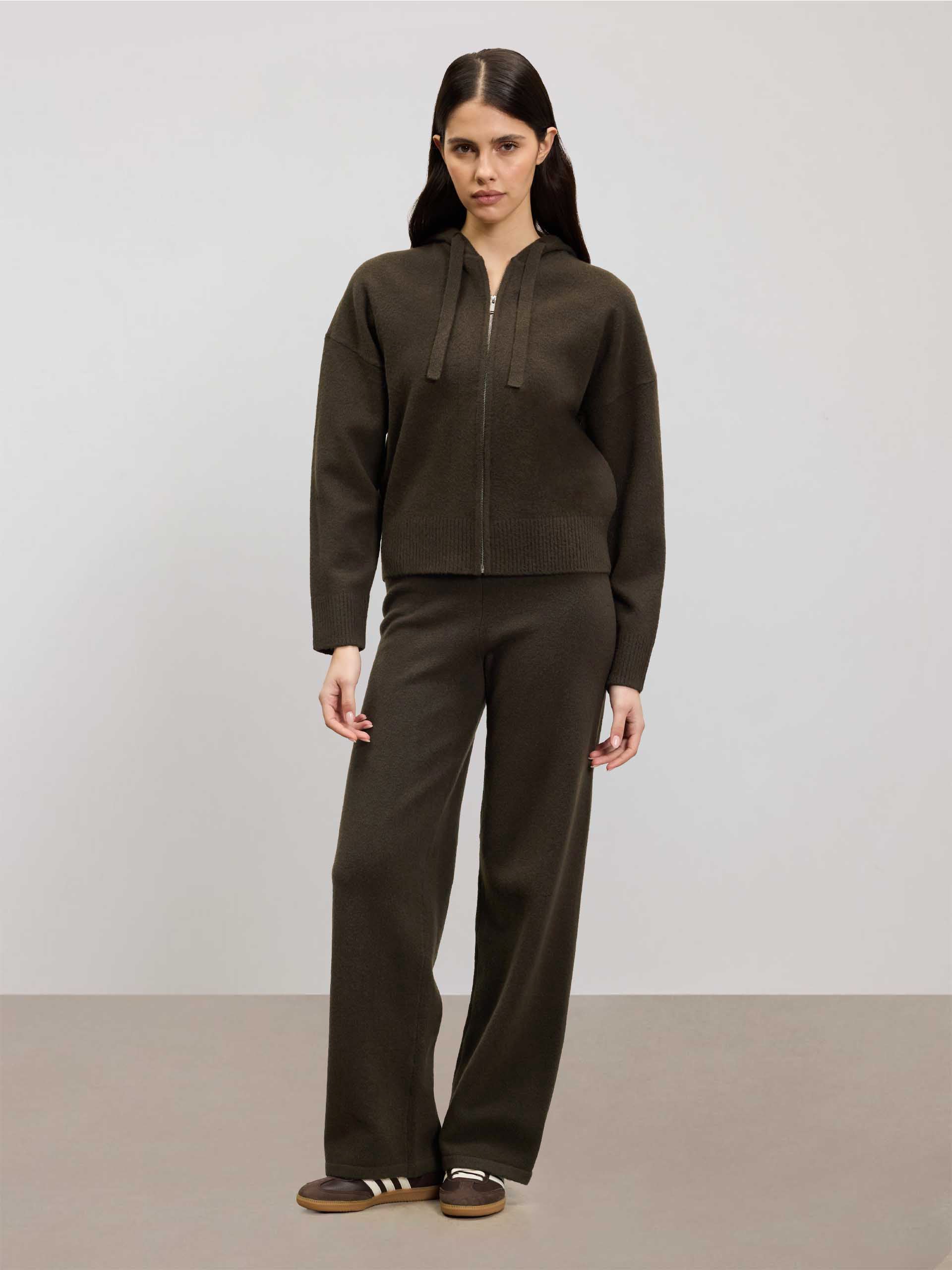 Womens Chunky Knitted Hoodie in Brown