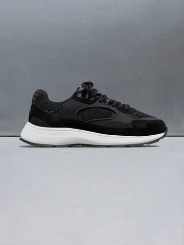 Circuit Trainer in Midnight Black