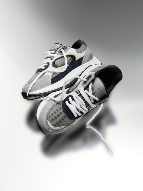 Circuit Trainer in Desert Grey