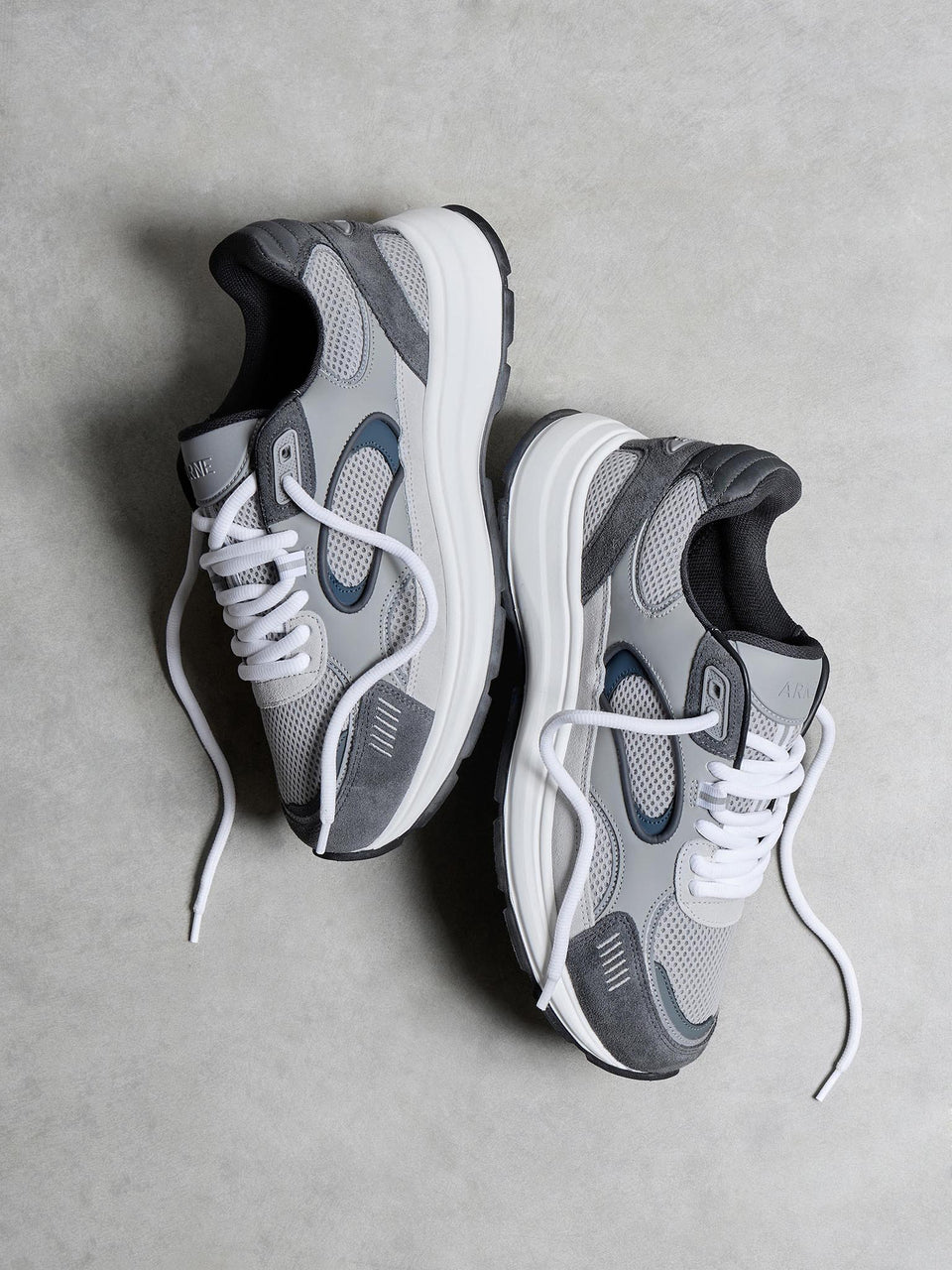 Circuit Trainer in Ocean Grey