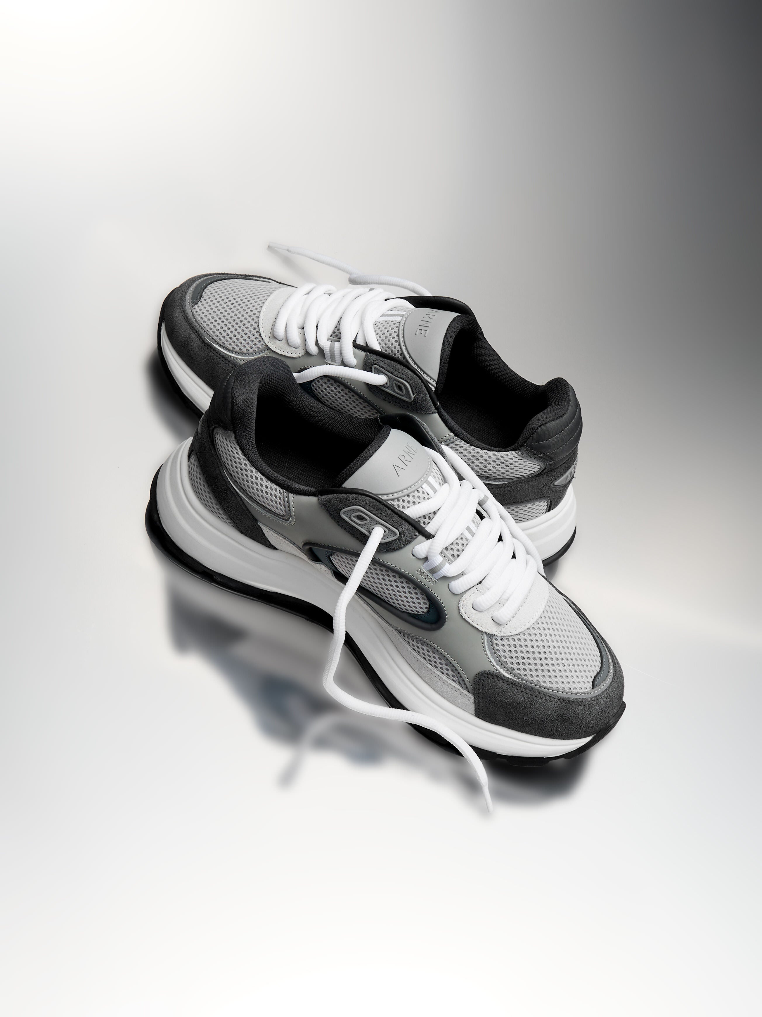 Circuit Trainer in Ocean Grey