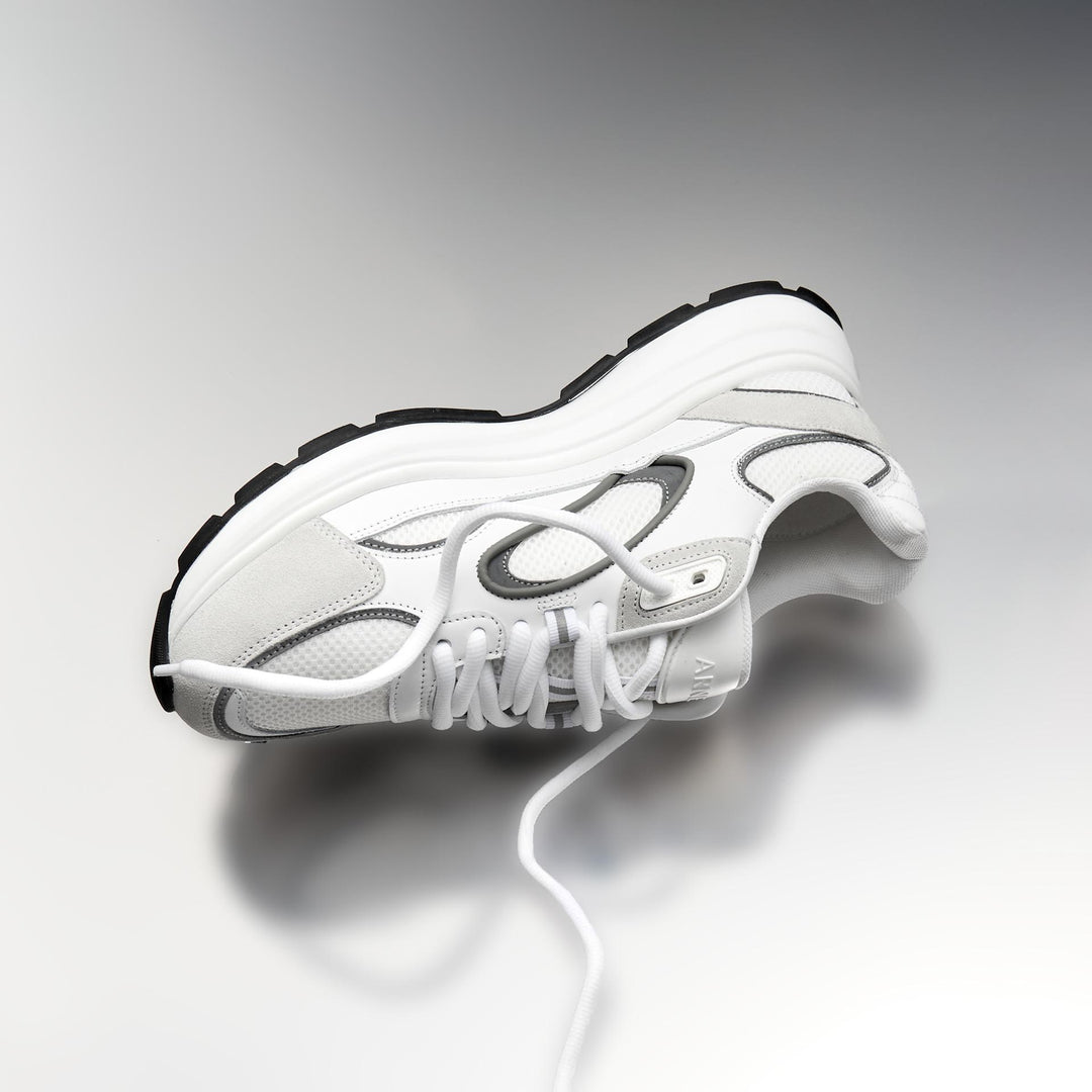 Circuit Trainer in White