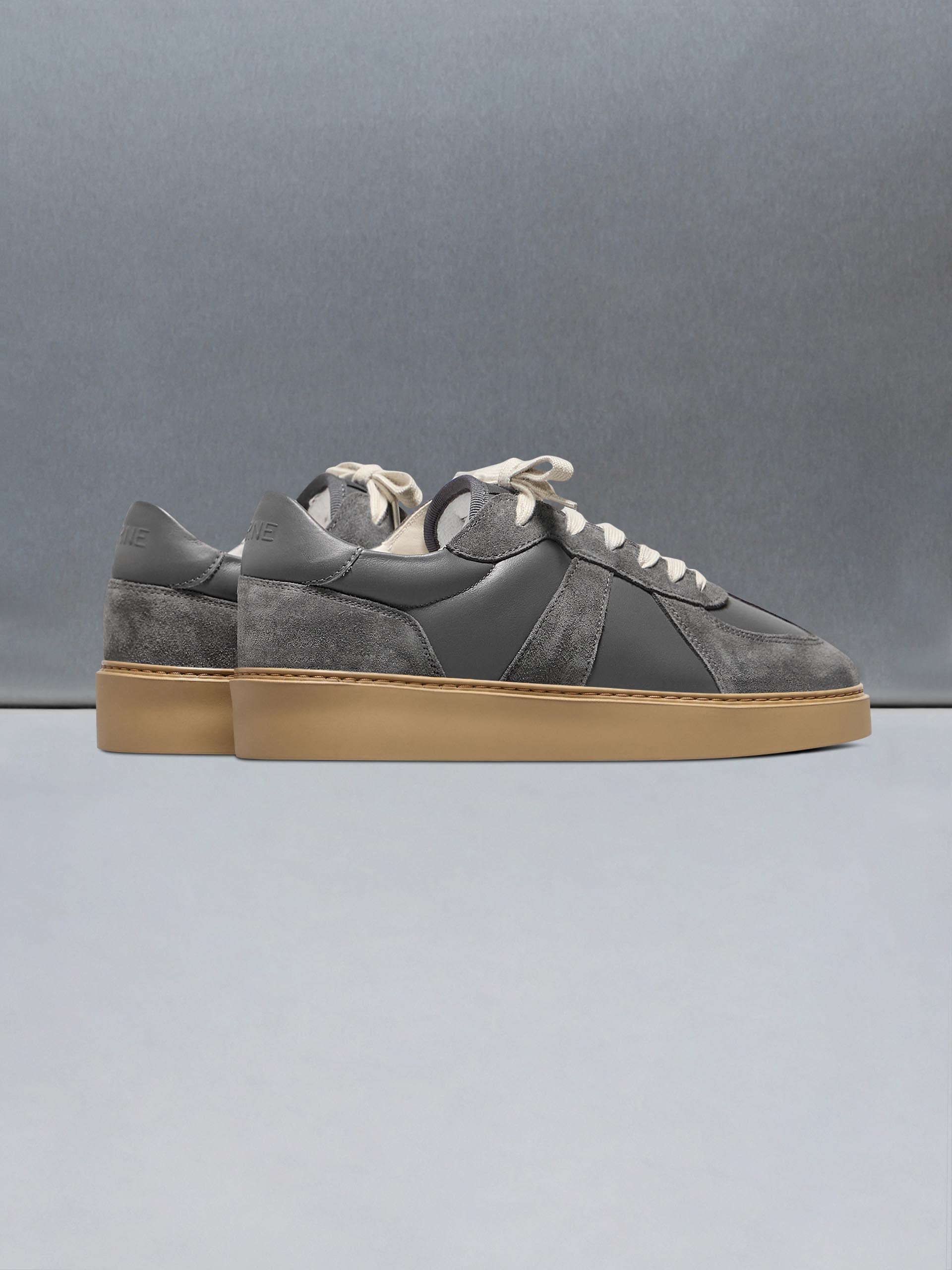 Classic Court Trainer in Charcoal Gum