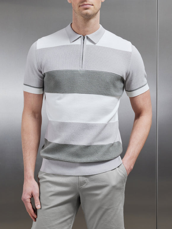 Colour Block Knitted Zip Polo Shirt in Sage