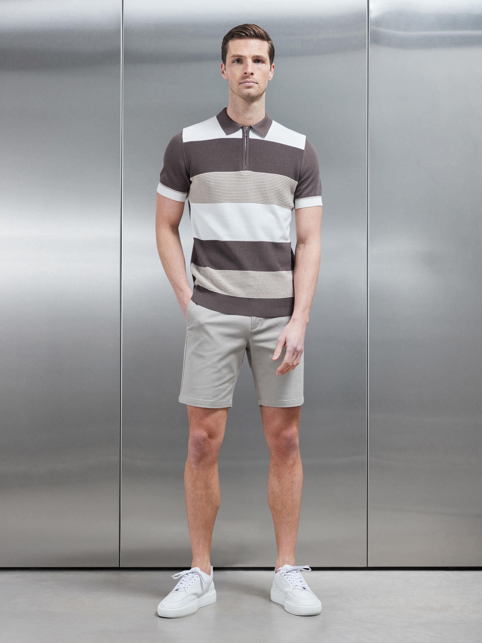 Colour Block Knitted Zip Polo Shirt in Taupe