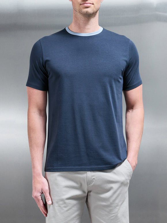 Contrast Crew Neck Slim Fit Stretch Cotton T-Shirt in Navy