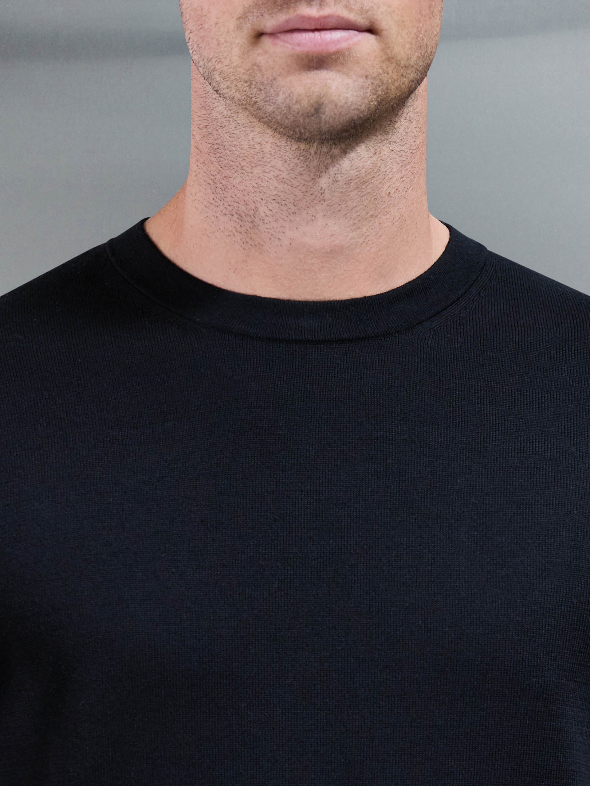 Cotton Knitted Crew Neck Sweatshirt in Black