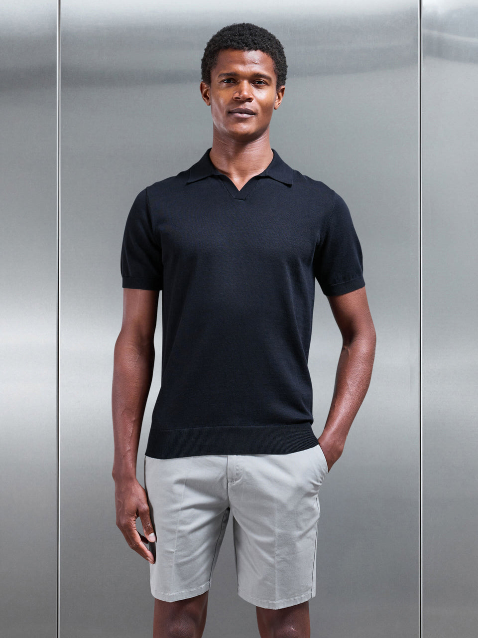 Cotton Knitted Revere Collar Polo Shirt in Black