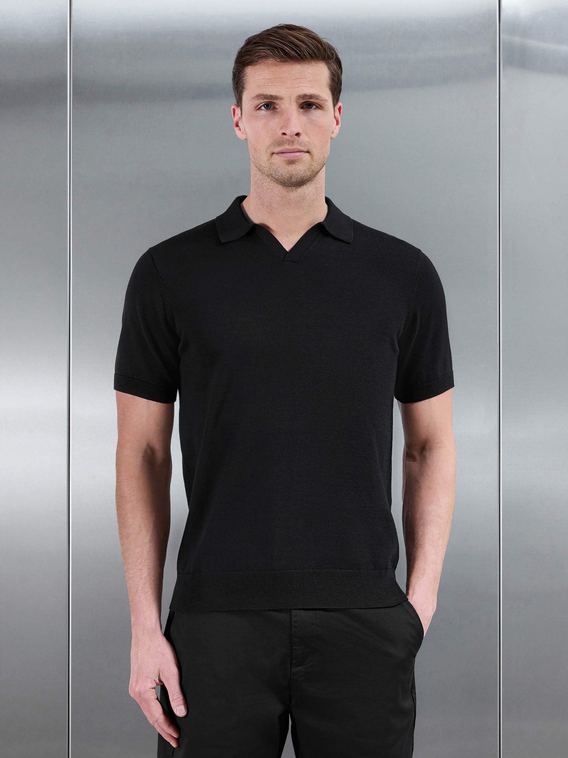 Cotton Knitted Revere Collar Polo Shirt in Black