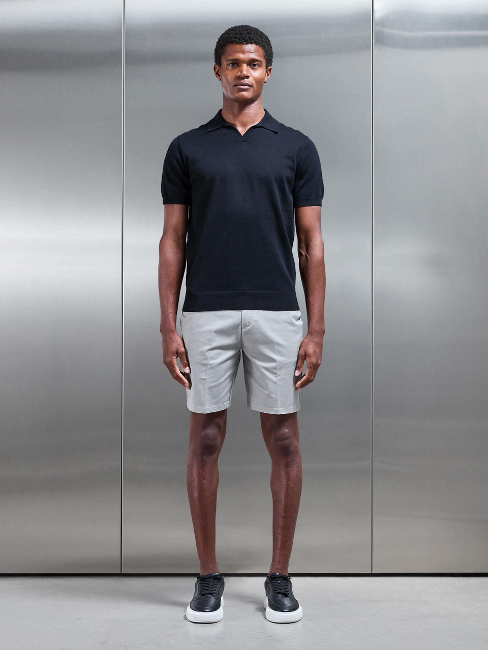 Cotton Knitted Revere Collar Polo Shirt in Black