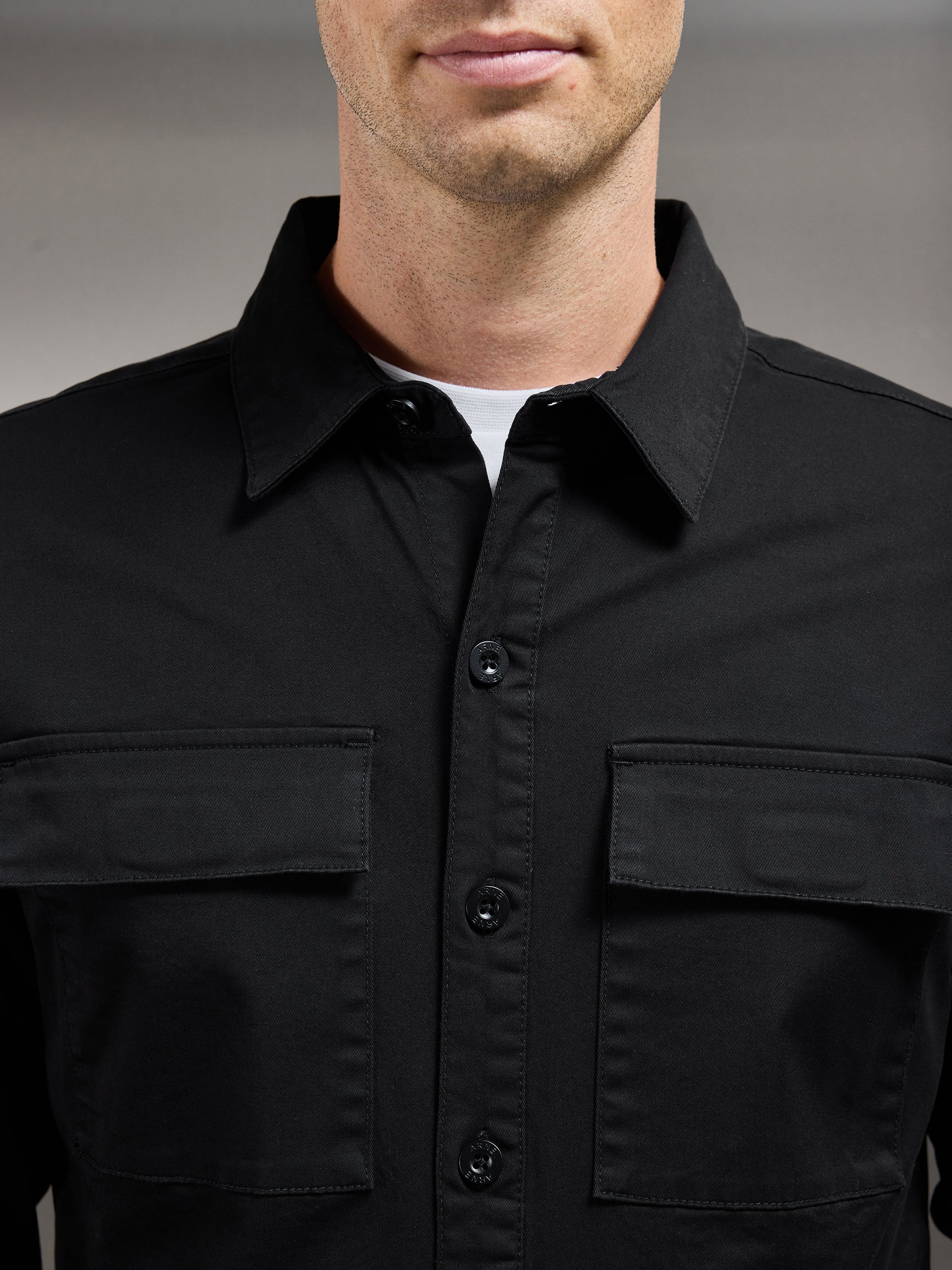 Cotton Pocket Overshirt in Black