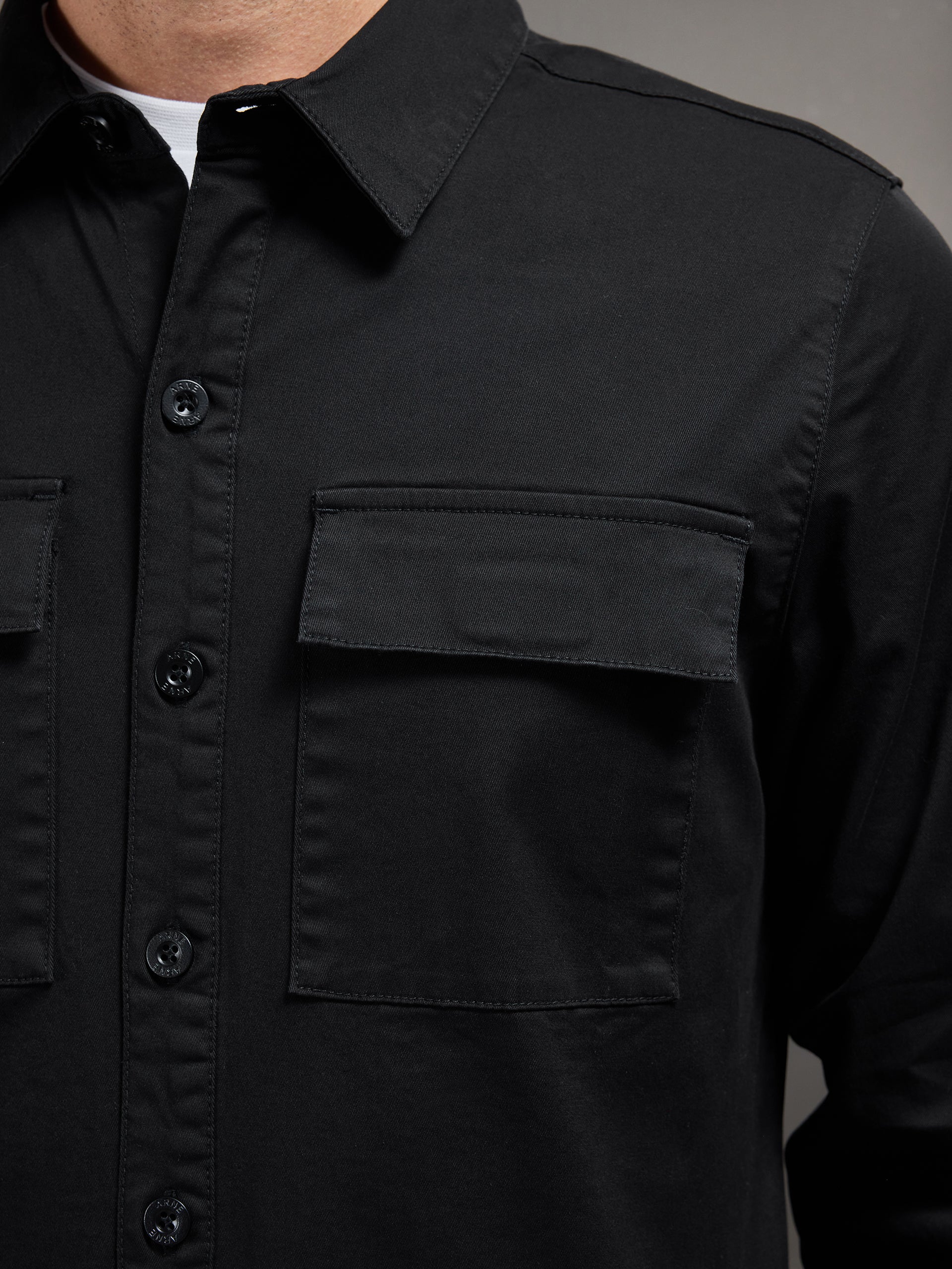 Cotton Pocket Overshirt in Black