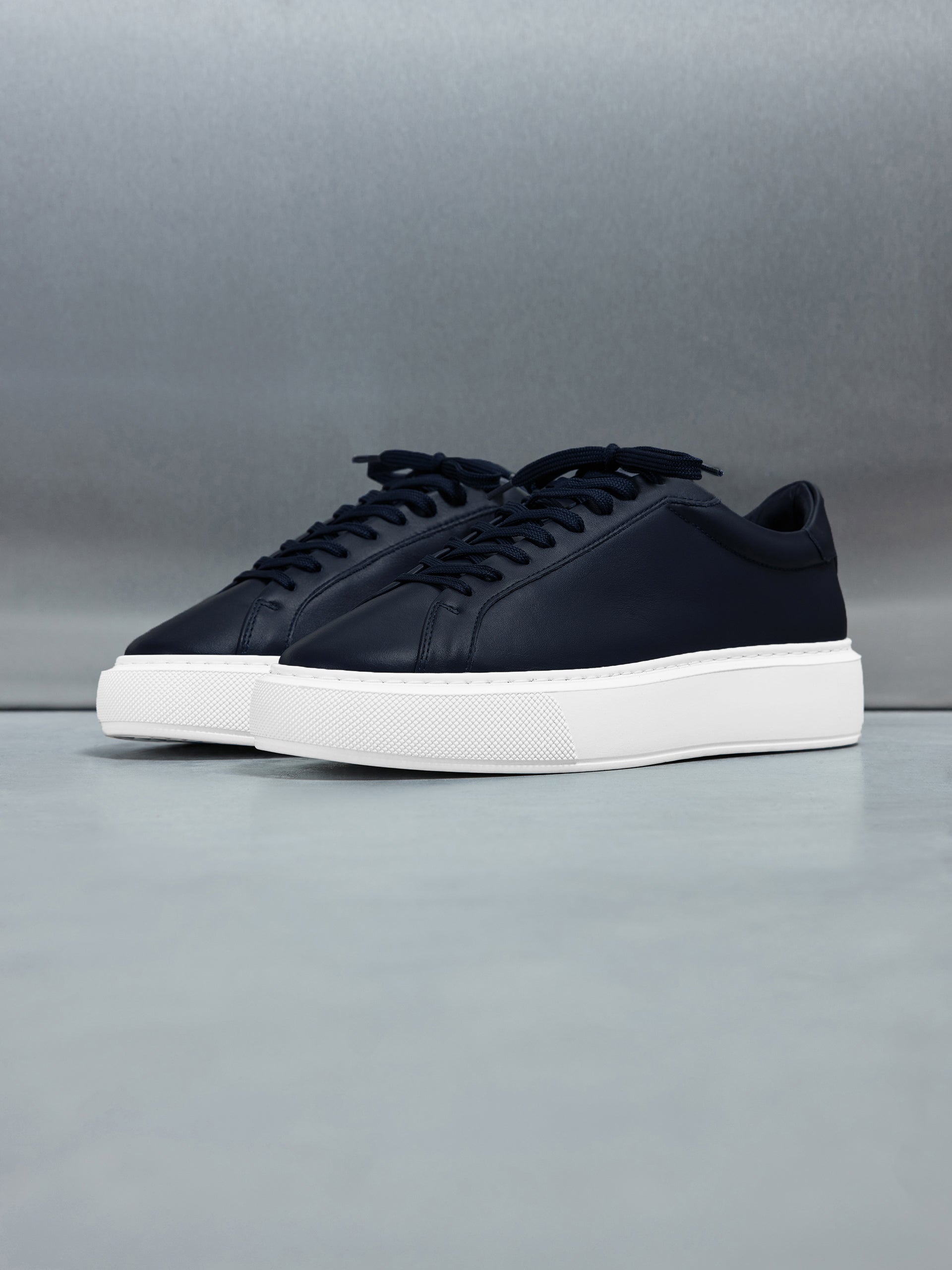 Essential Leather Trainer in Navy