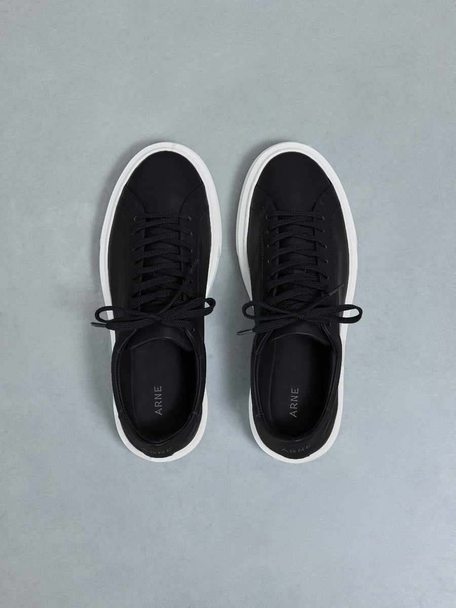 Essential Leather Trainer in Black