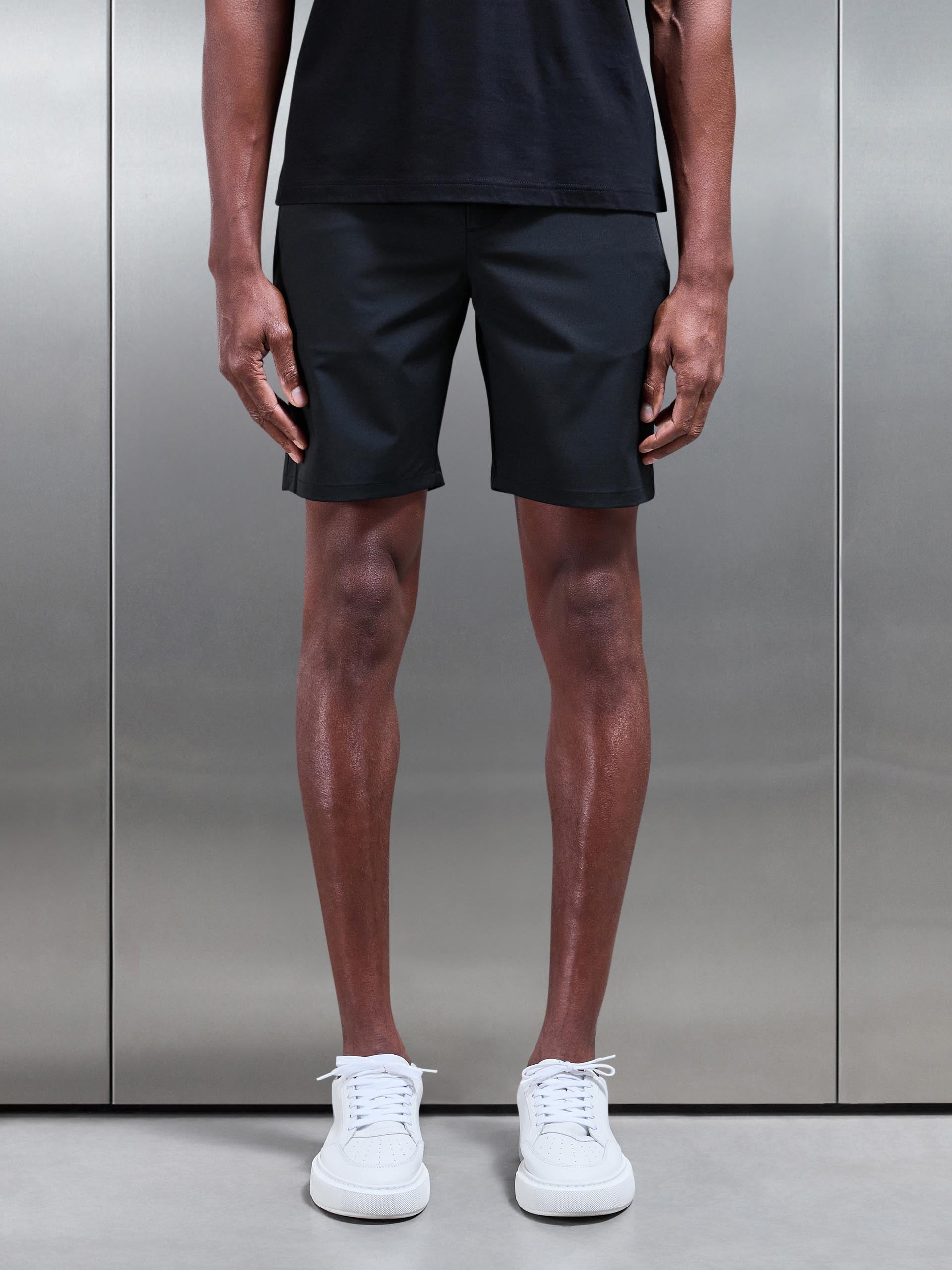 Crease Resistant Stretch Chino Short in Black