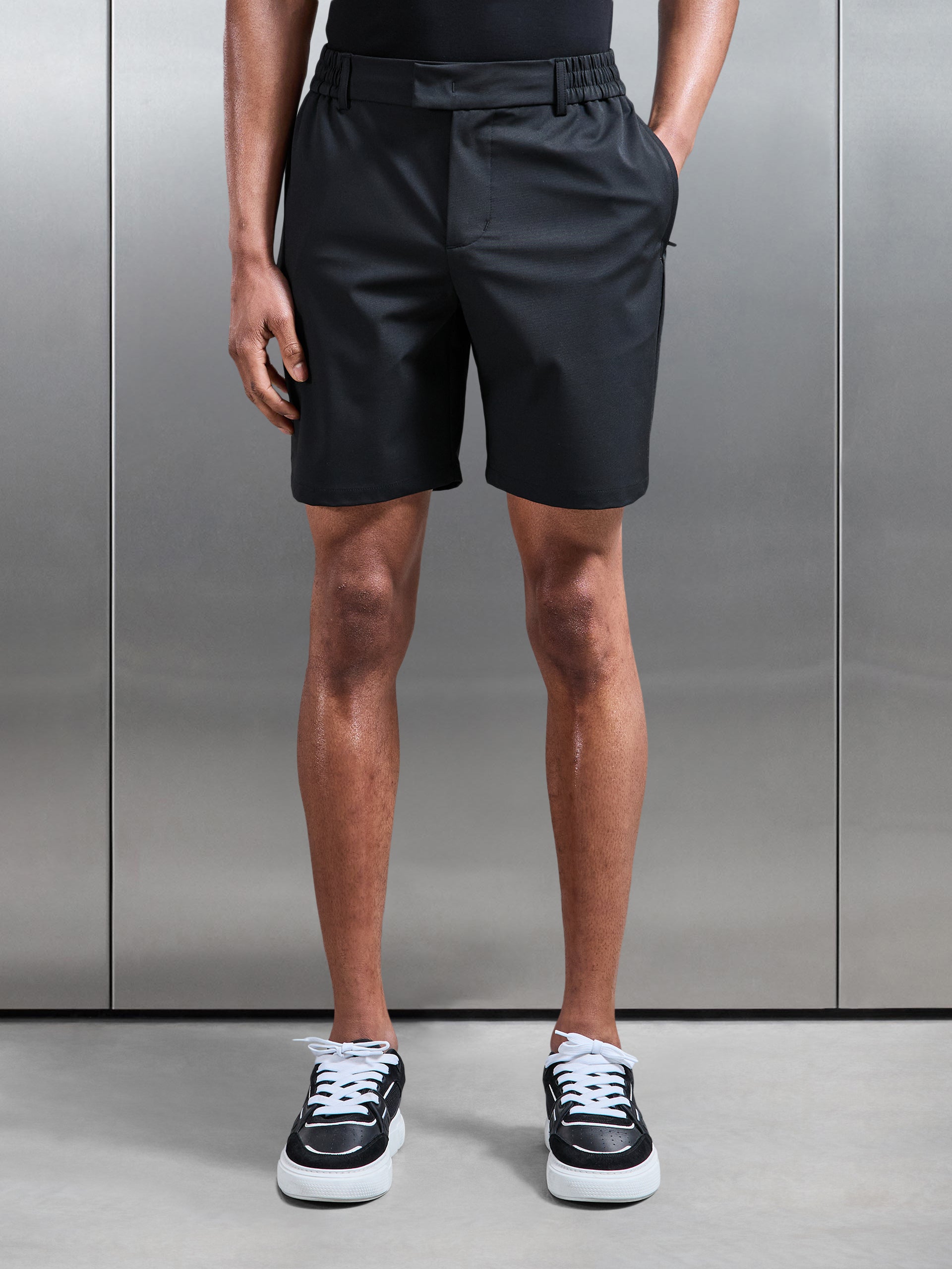 Crease Resistant Stretch Chino Short in Black