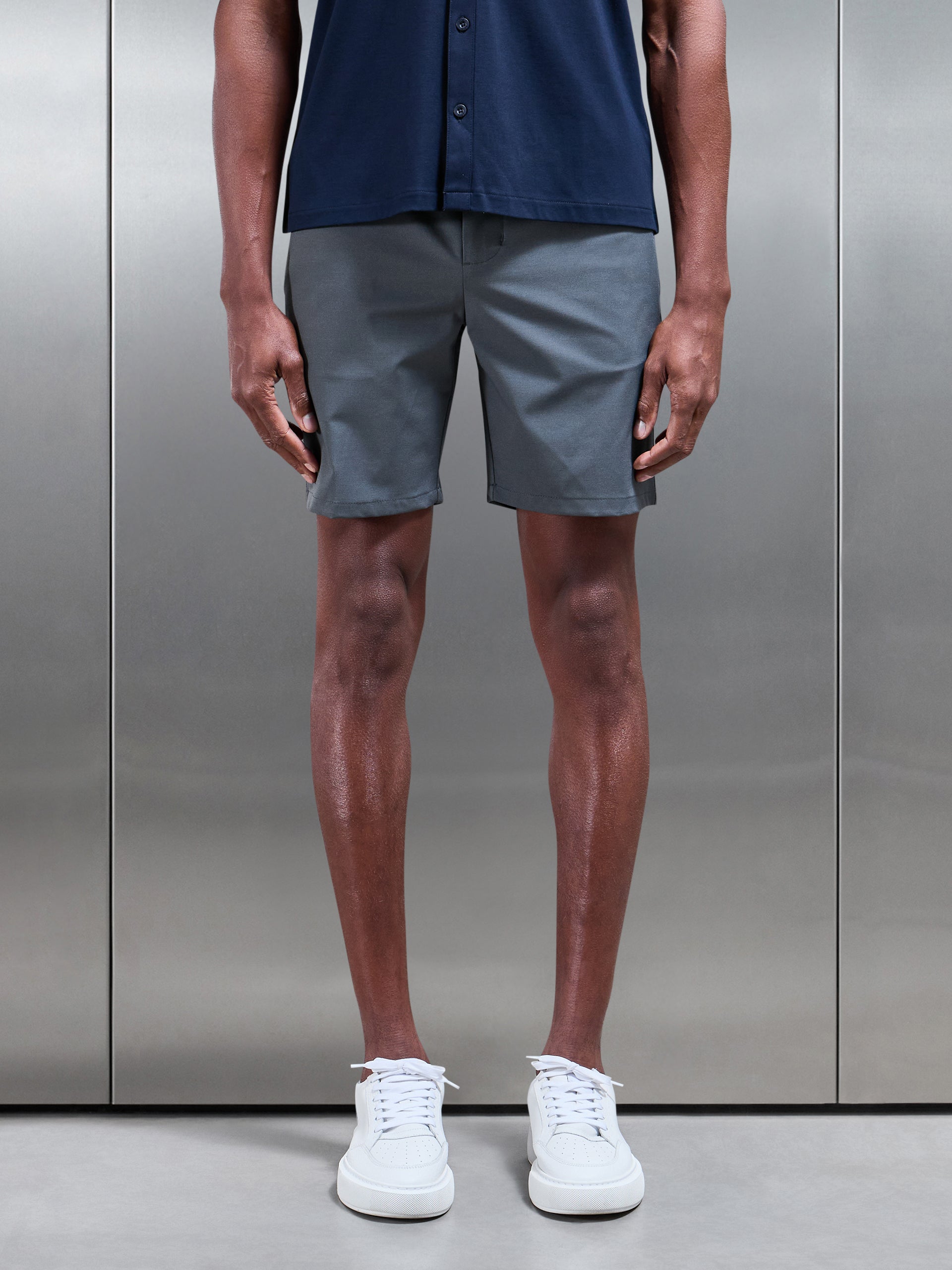 Crease Resistant Stretch Chino Short in Grey
