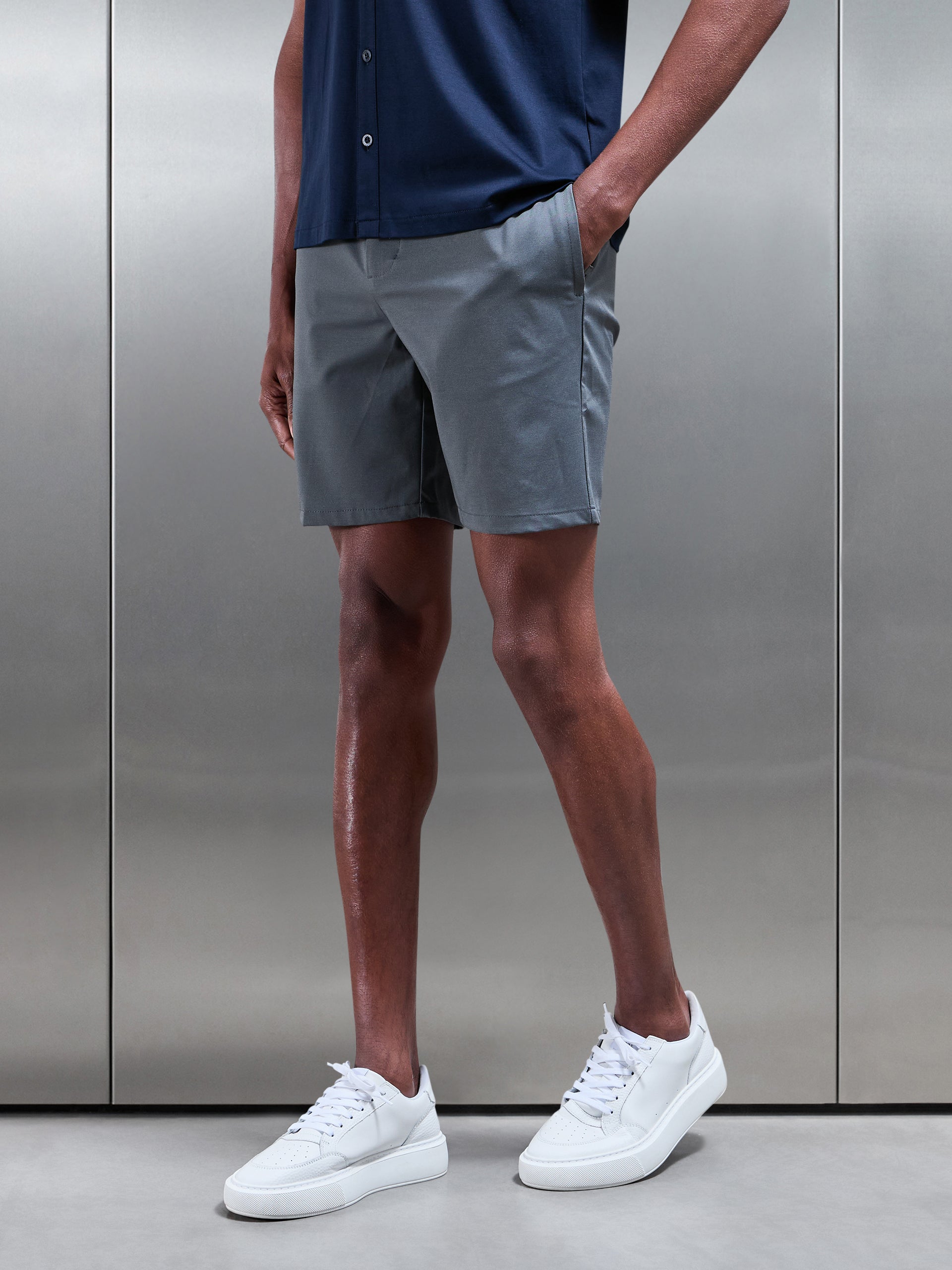 Crease Resistant Stretch Chino Short in Grey