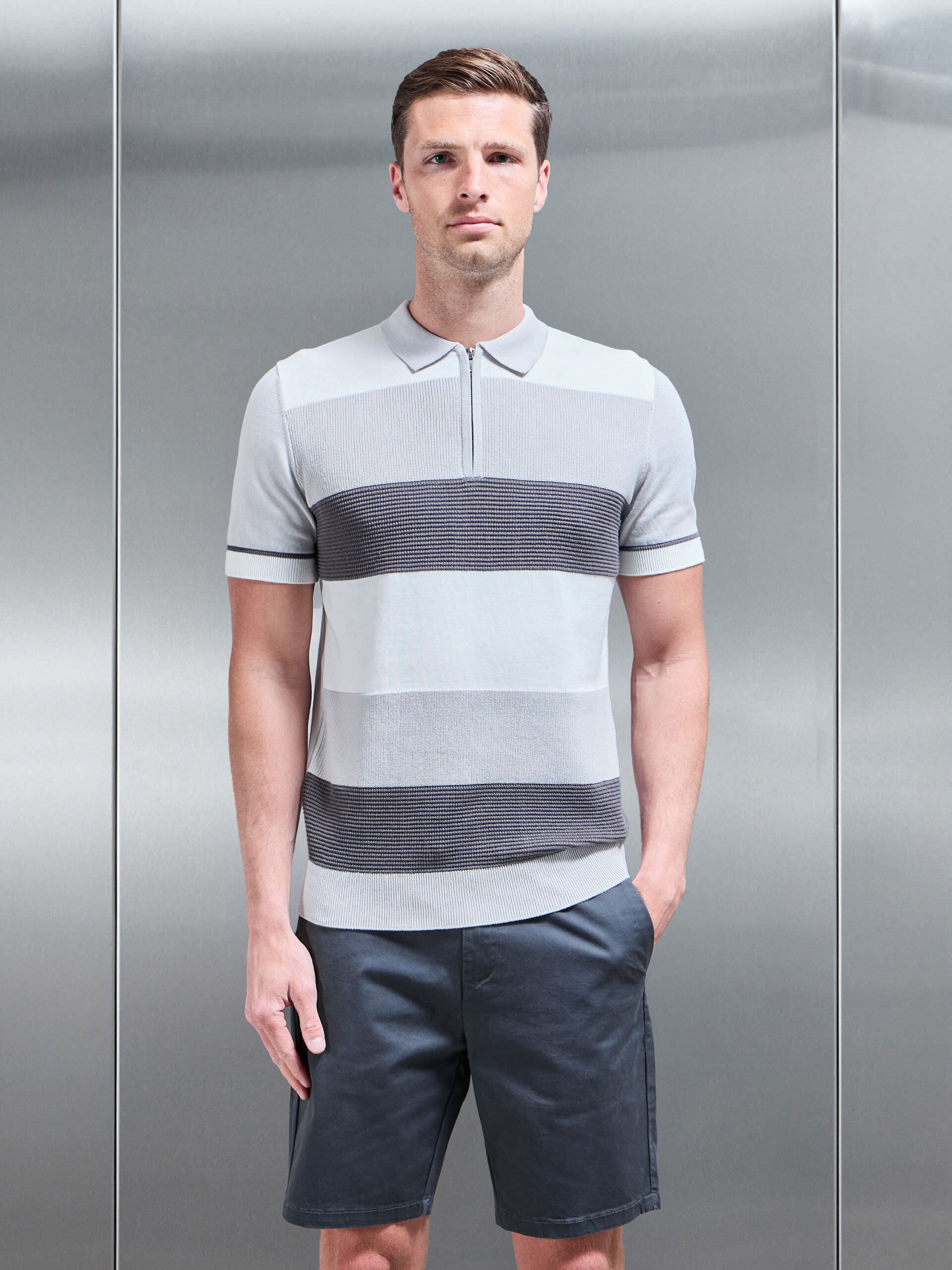 Colour Block Knitted Zip Polo Shirt in Grey