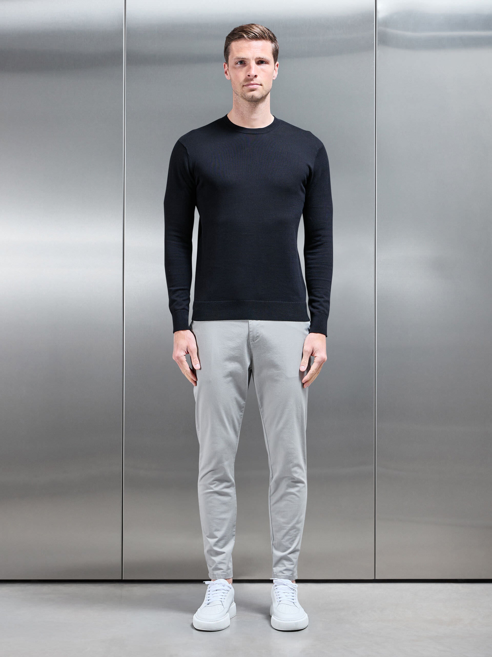 Cotton Knitted Crew Neck Sweatshirt in Black