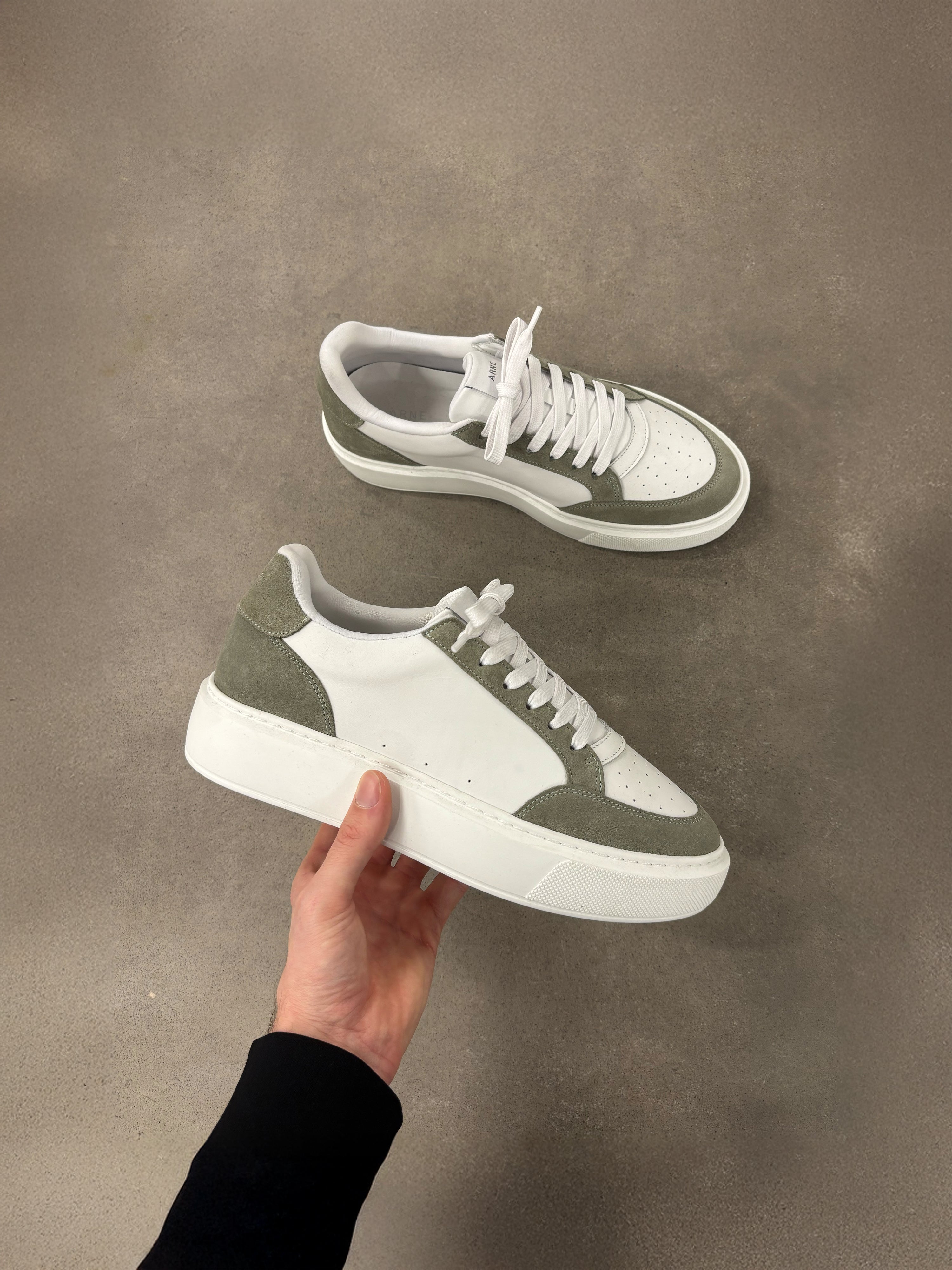 Court Trainer 2.0 in White Sage