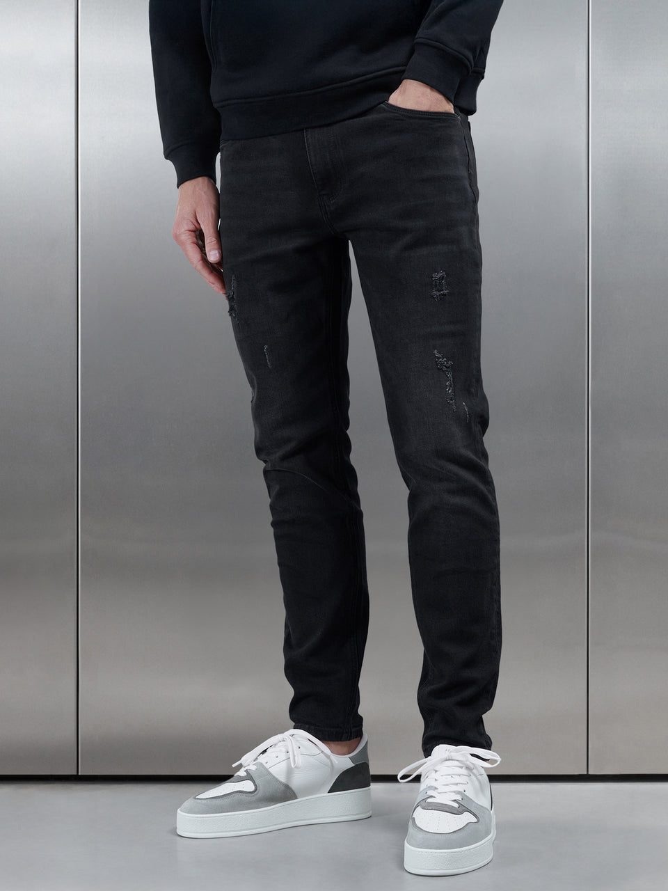 Distressed Denim Jeans in Black Wash