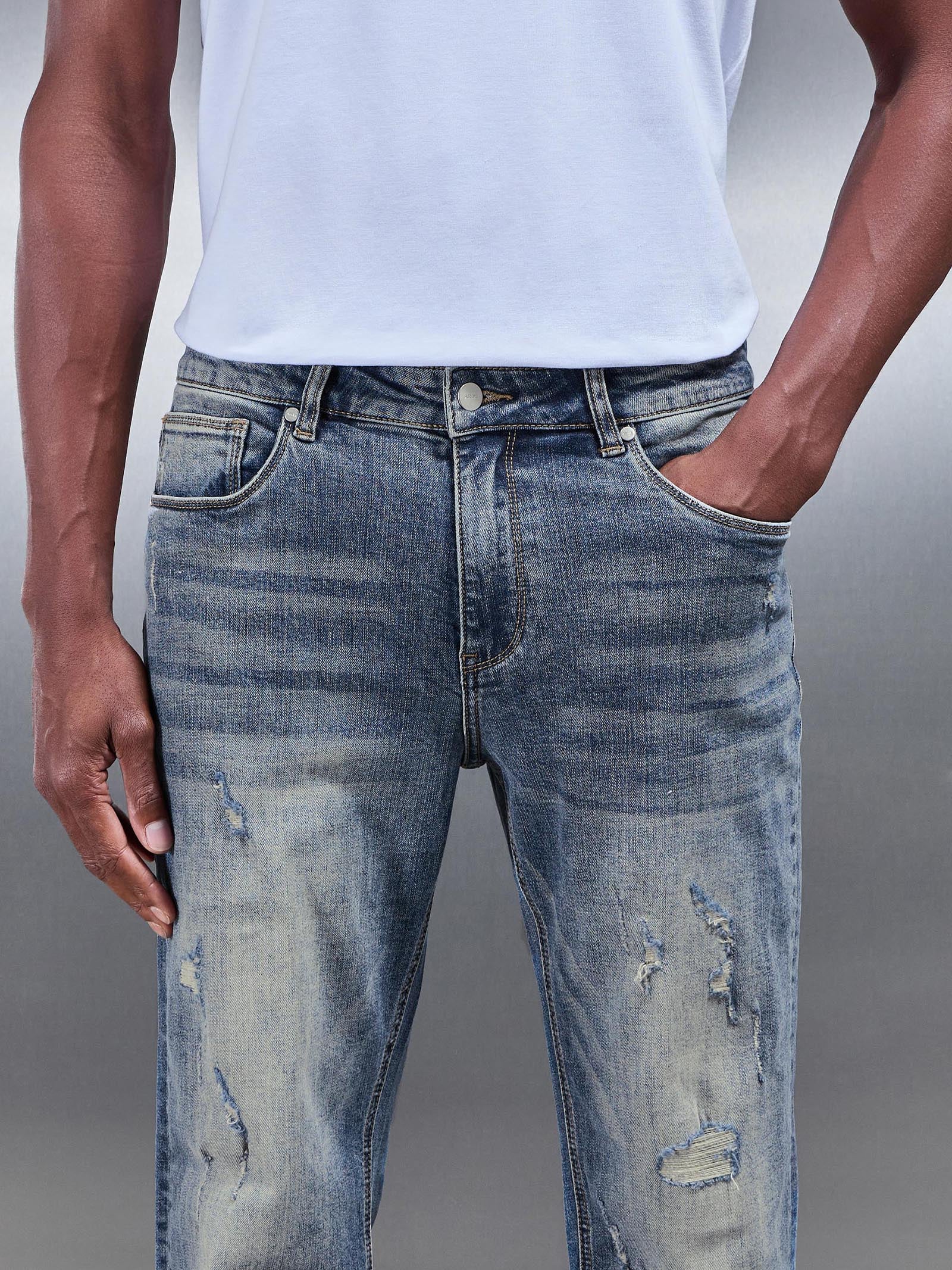 Distressed Straight Leg Denim Jeans in Sand Wash