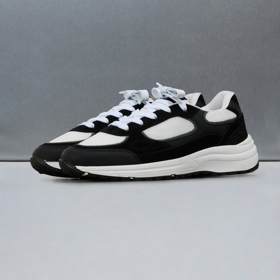 Apollo Runner in White Black