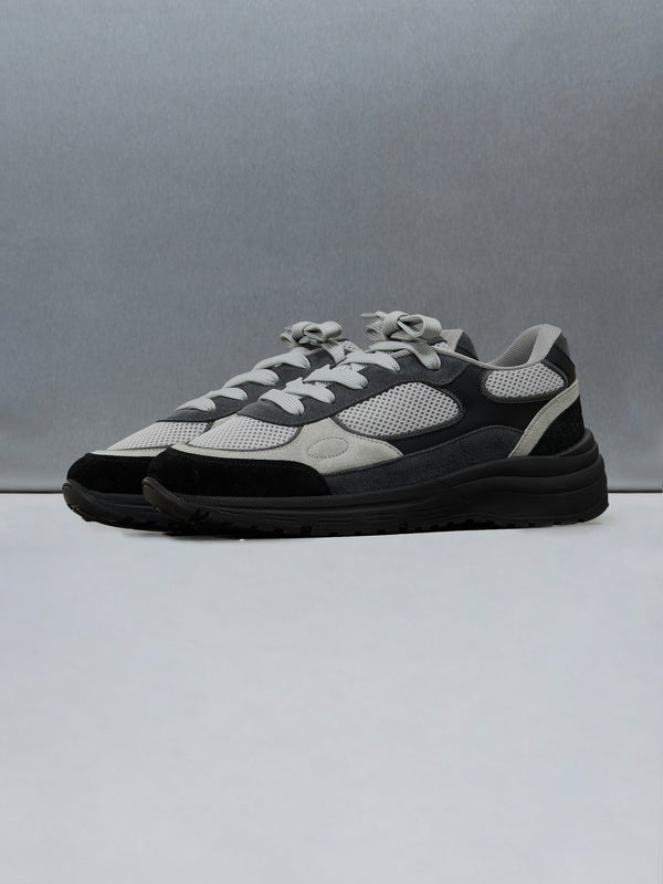 Apollo Runner in Grey Black