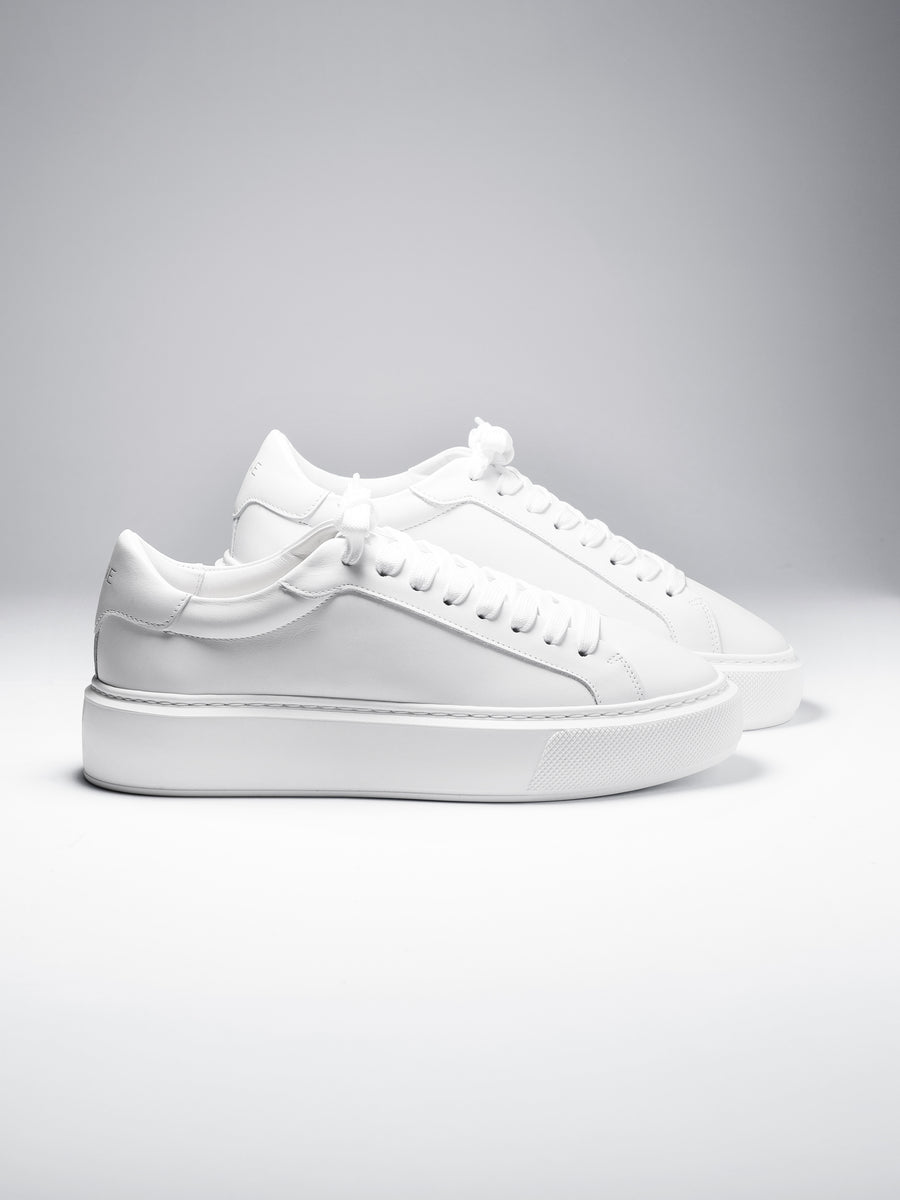 Essential Leather Trainer in White | ARNE UK