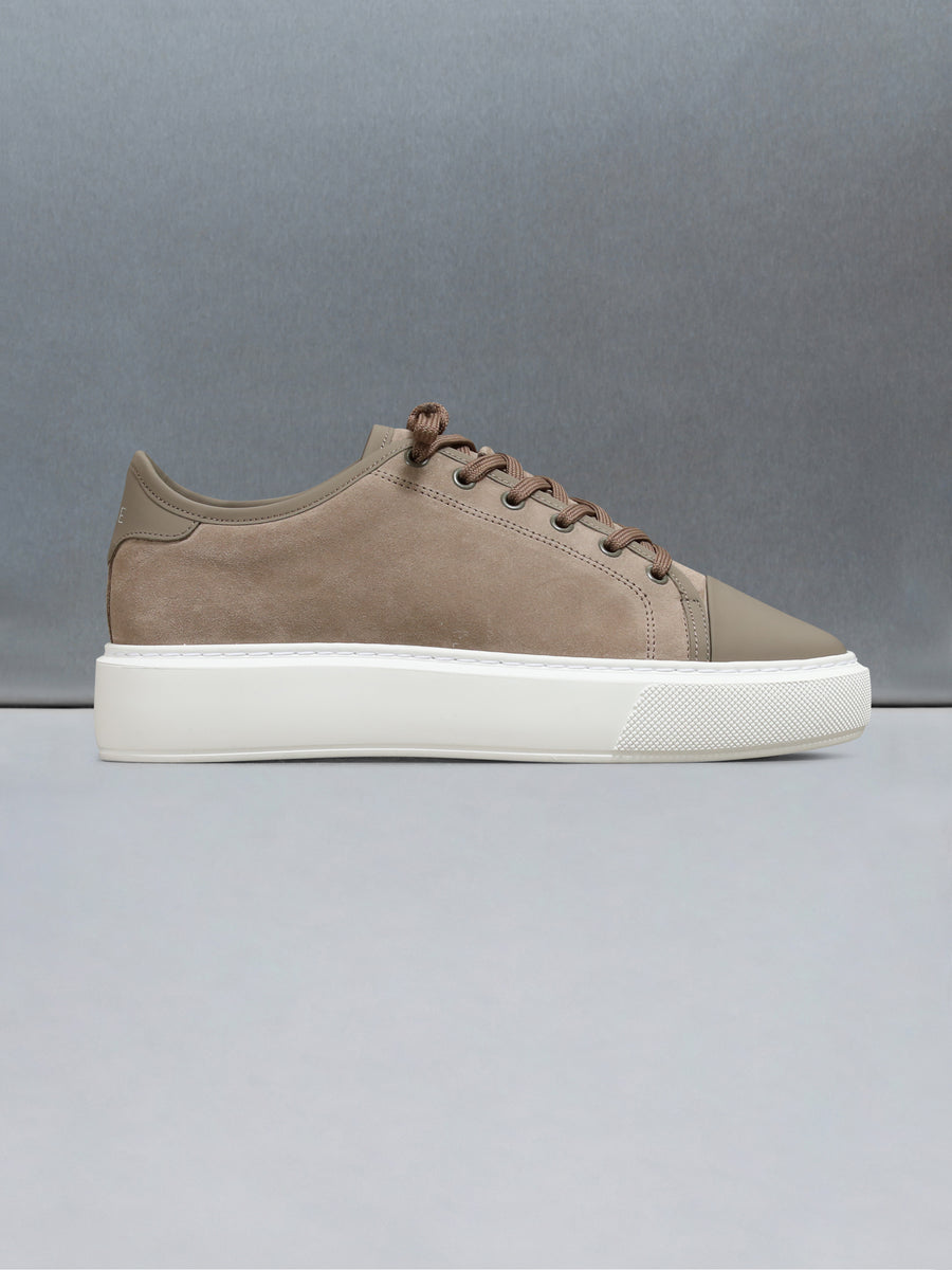 Essential Leather Toe Cap Trainer in Dark Beige