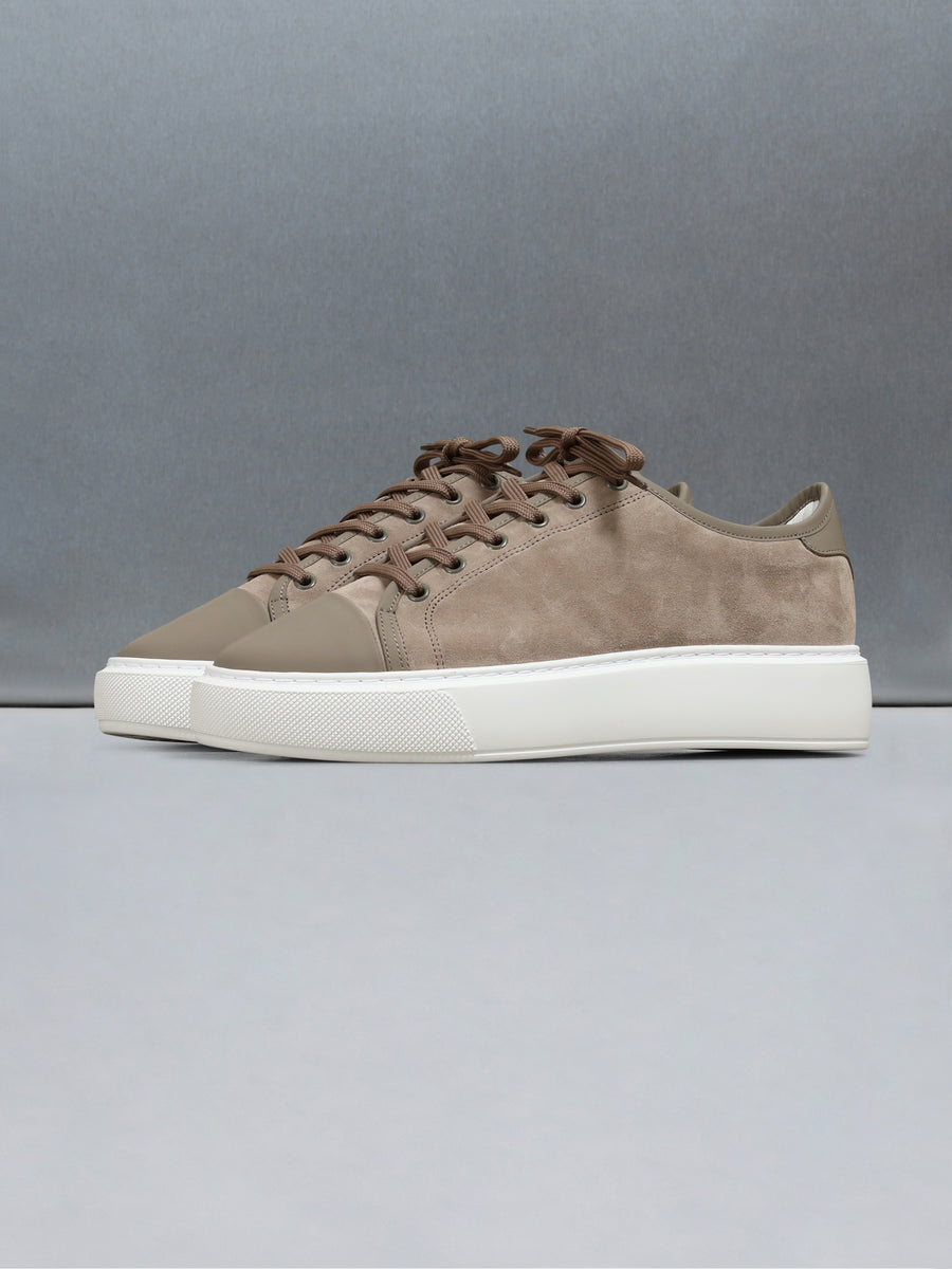 Essential Leather Toe Cap Trainer in Dark Beige