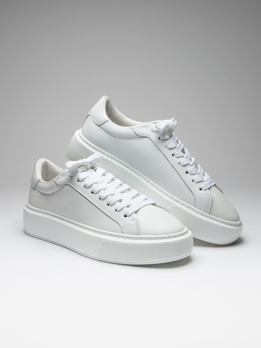 Essential Leather Trainer in White | ARNE UK