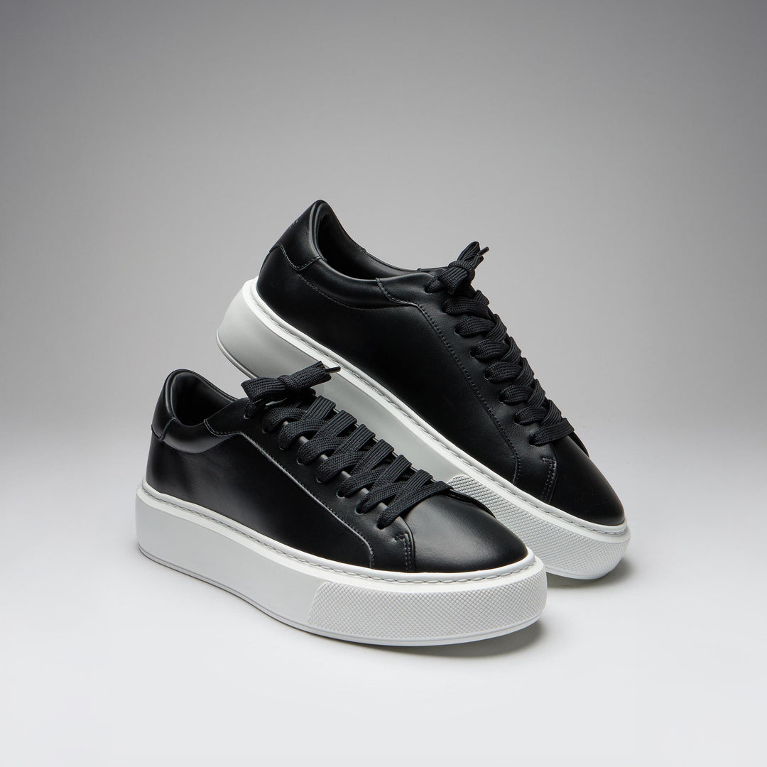 Essential Leather Trainer in Black