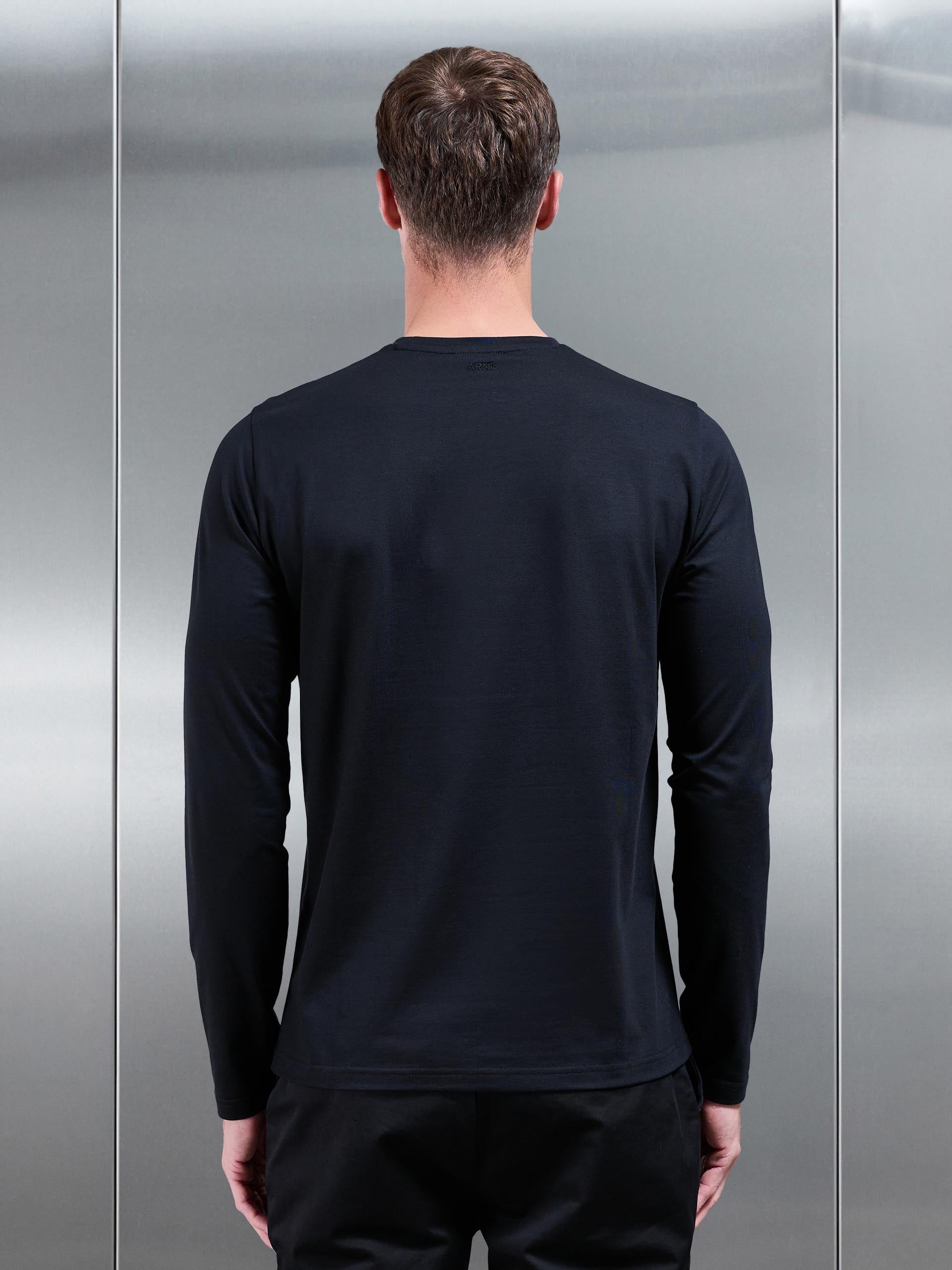 Essential Long Sleeve Slim Fit Stretch T-Shirt in Black