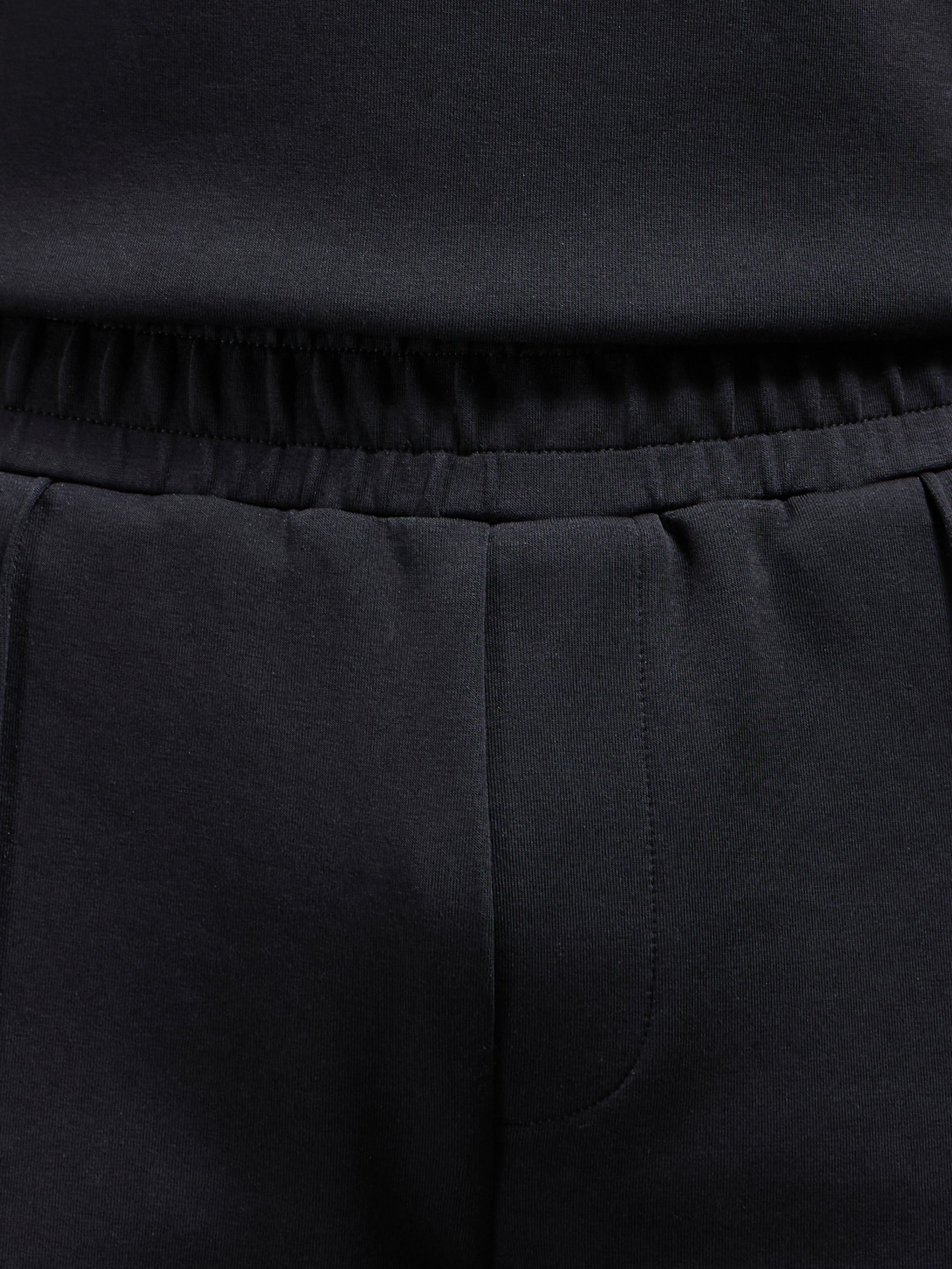 Everyday Luxe Short in Black