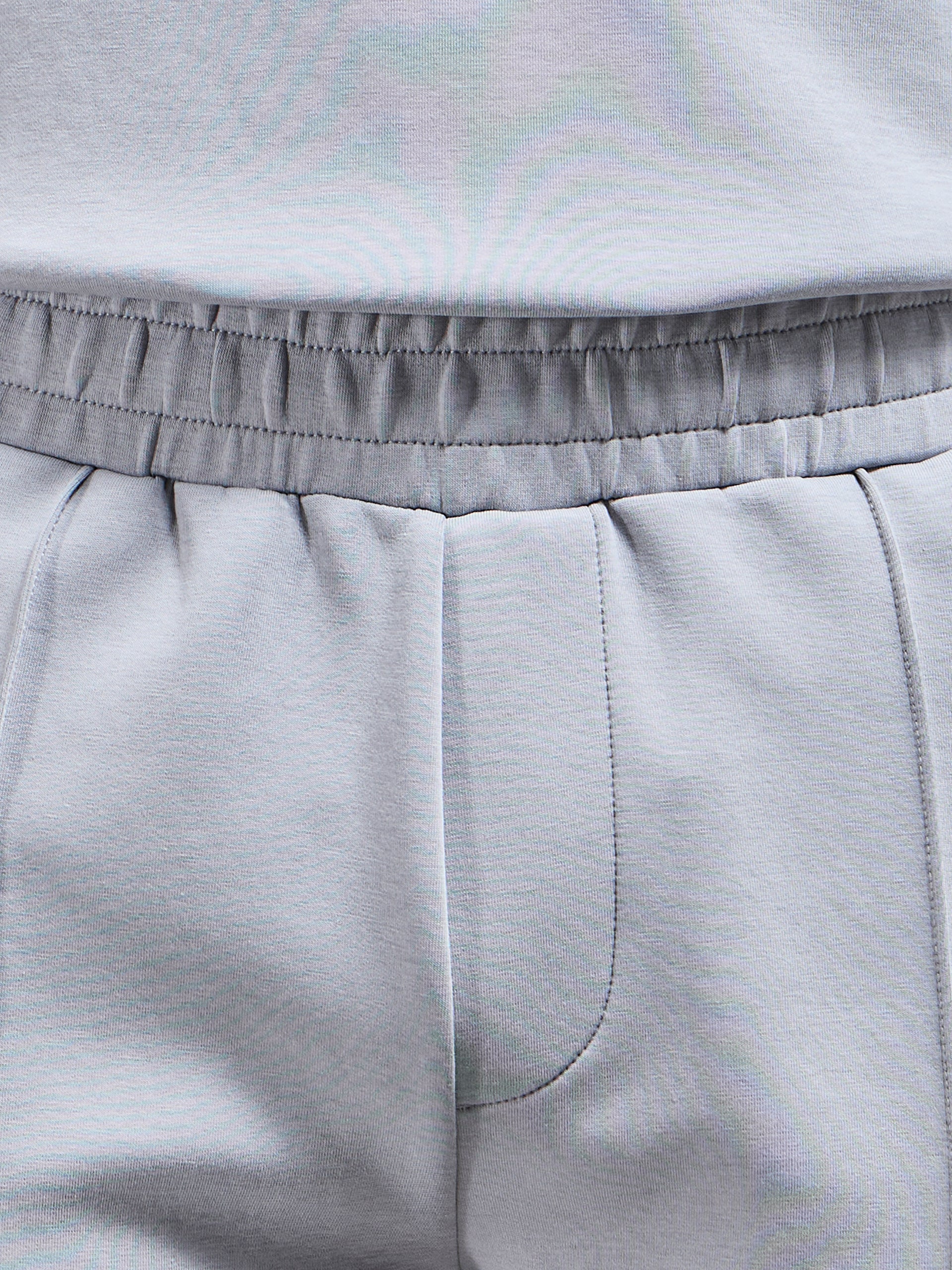 Everyday Luxe Short in Mid Grey