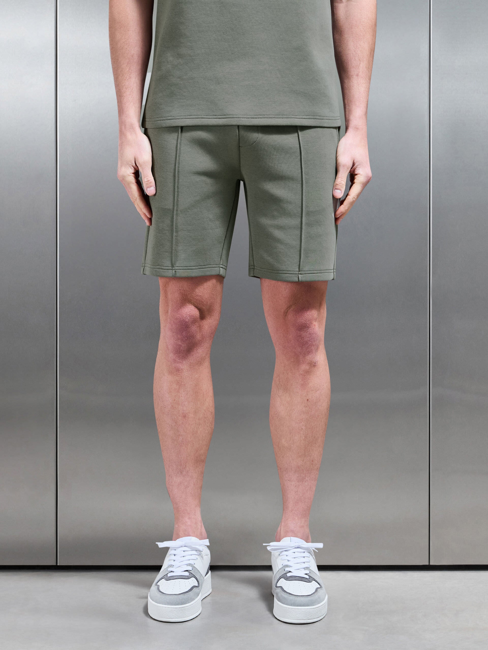 Everyday Luxe Short in Olive