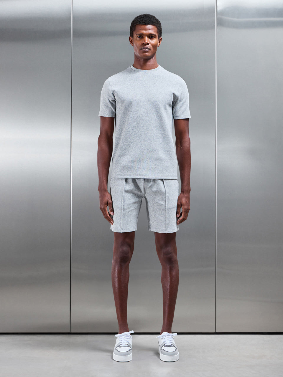 Everyday Luxe T-Shirt in Marl Grey