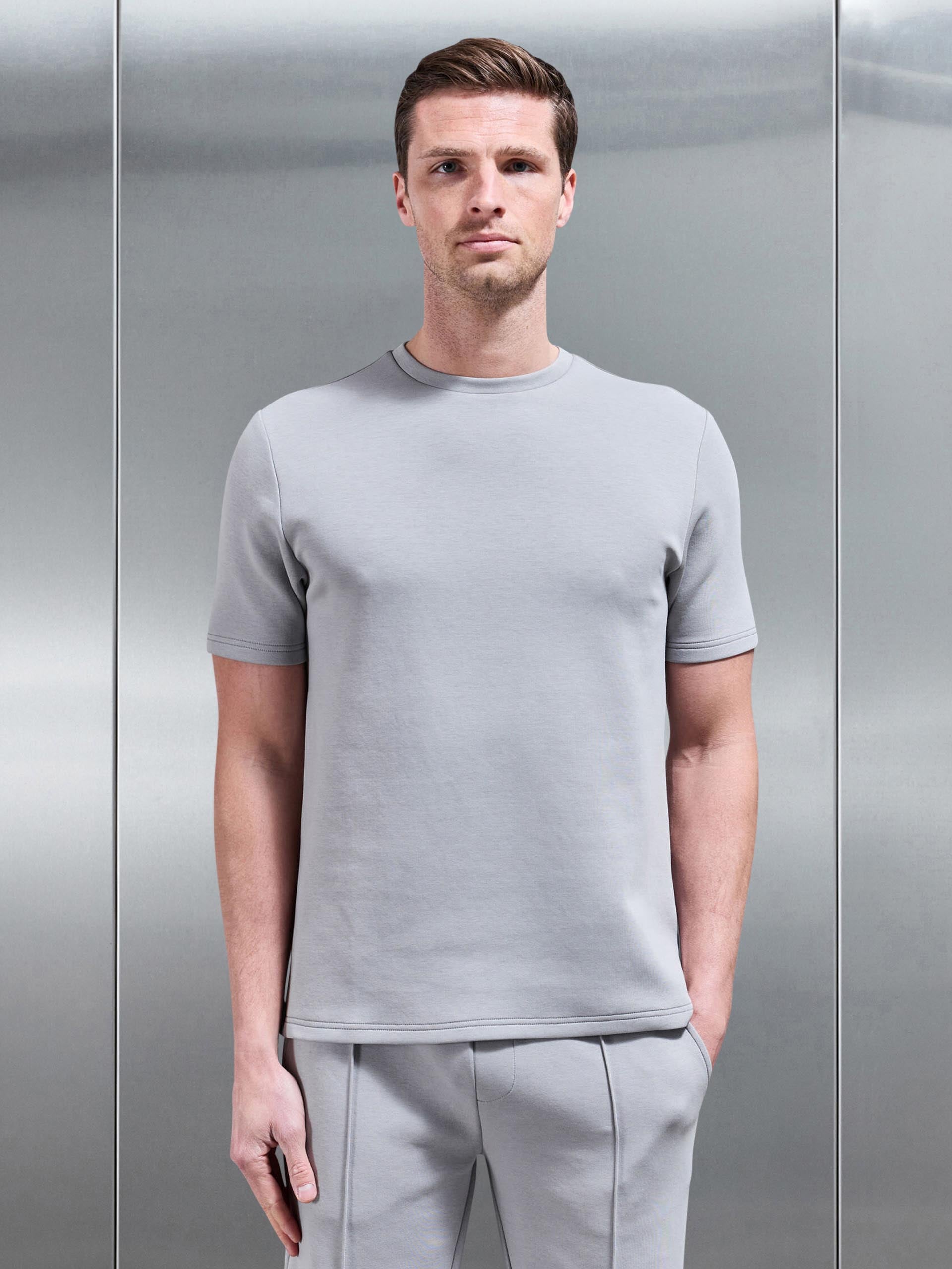 Everyday Luxe T-Shirt in Mid Grey
