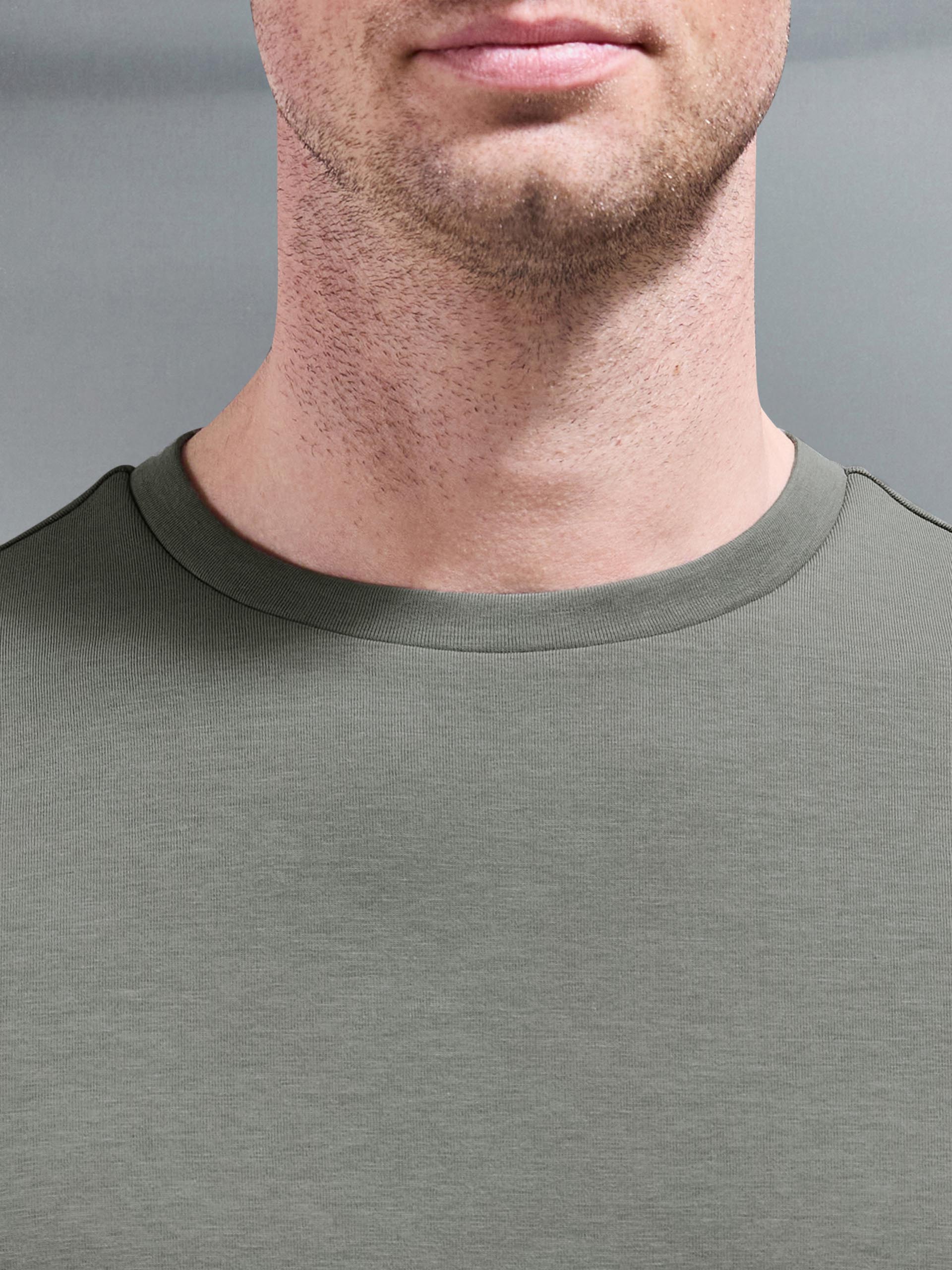Everyday Luxe T-Shirt in Olive