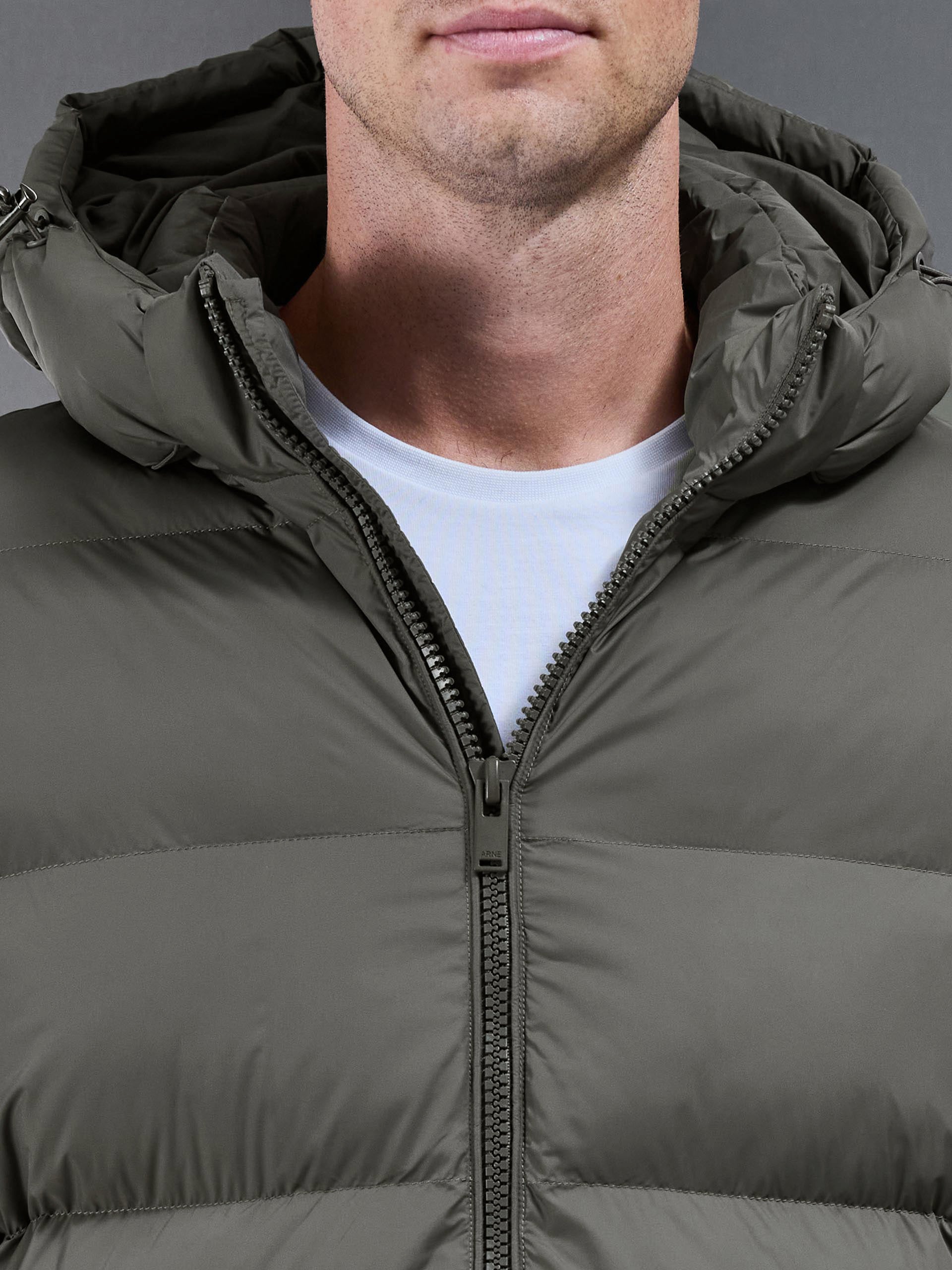 Essential Mid Length Puffer Jacket in Olive
