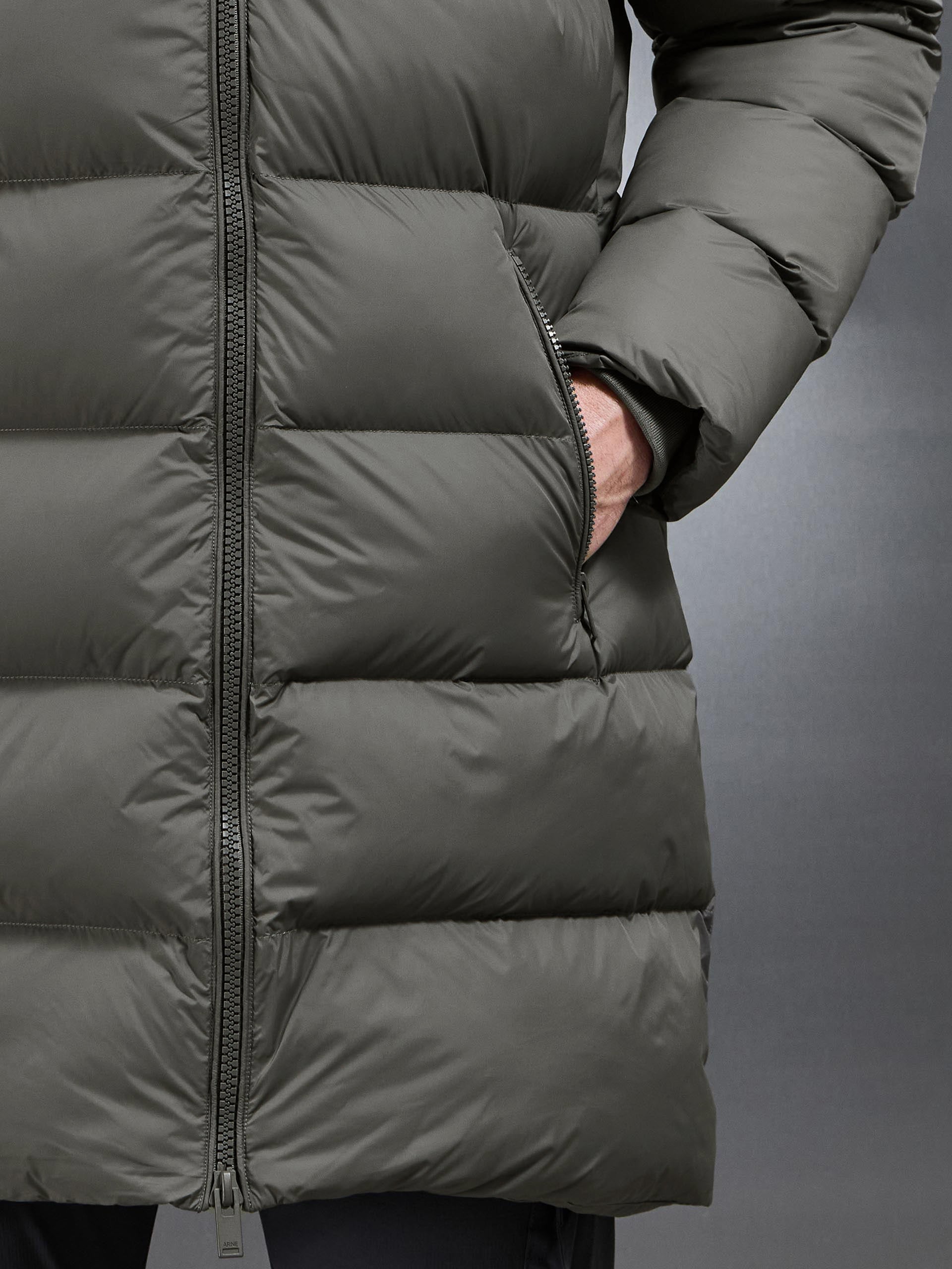 Essential Mid Length Puffer Jacket in Olive