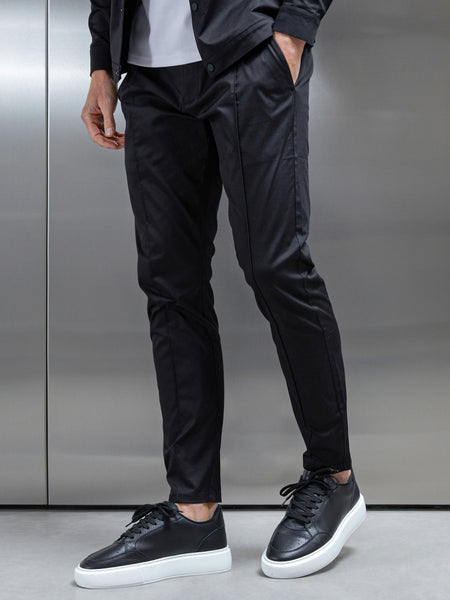 Essential Drawstring Trouser in Black