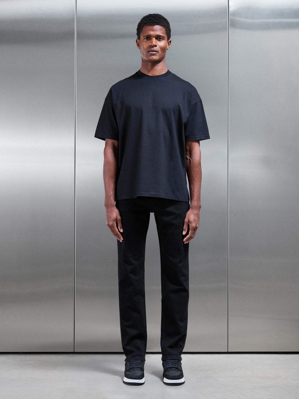 Essential Relaxed Fit Cotton T-Shirt in Black