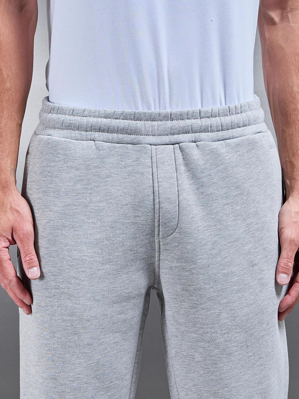 Essential Relaxed Fit Cuffed Jogger In Marl Grey