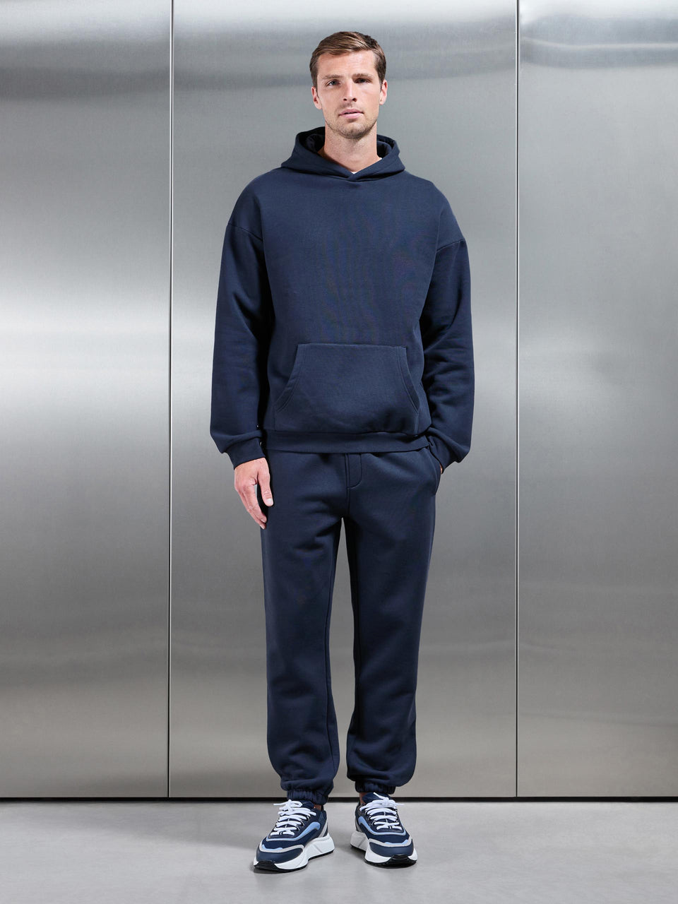 Essential Relaxed Hoodie in Navy