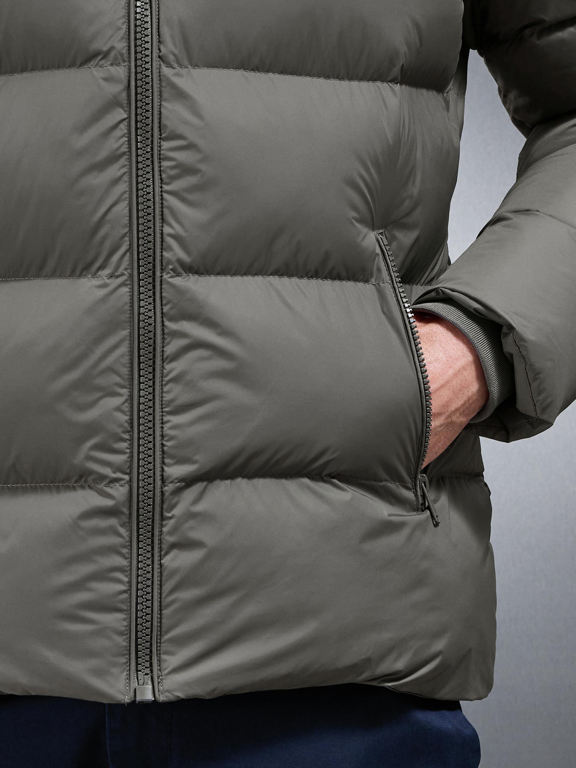 Essential Short Puffer Jacket in Olive