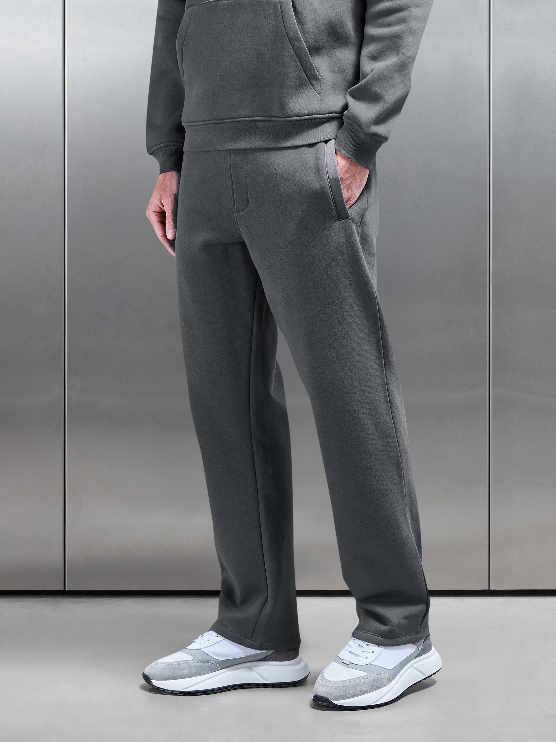 Essential Relaxed Straight Leg Jogger in Grey